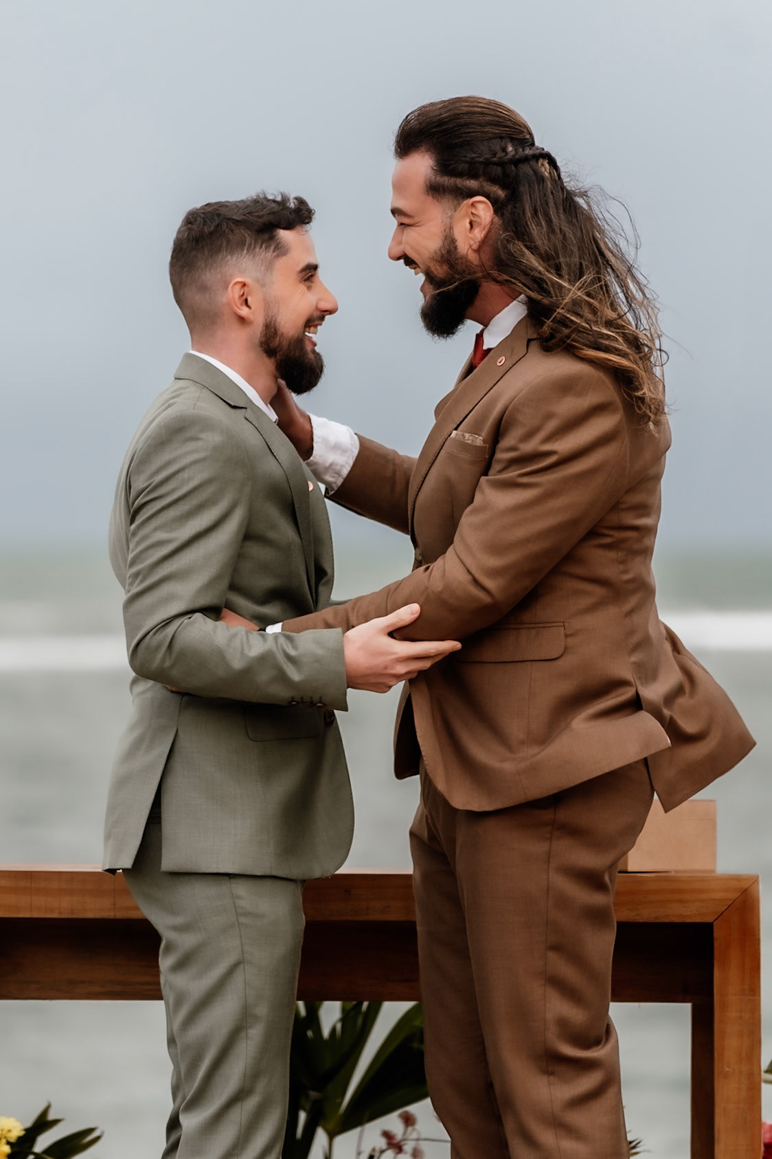 Cerimônia de Casamento gay na praia em Arraial D'Ajuda Bahia
