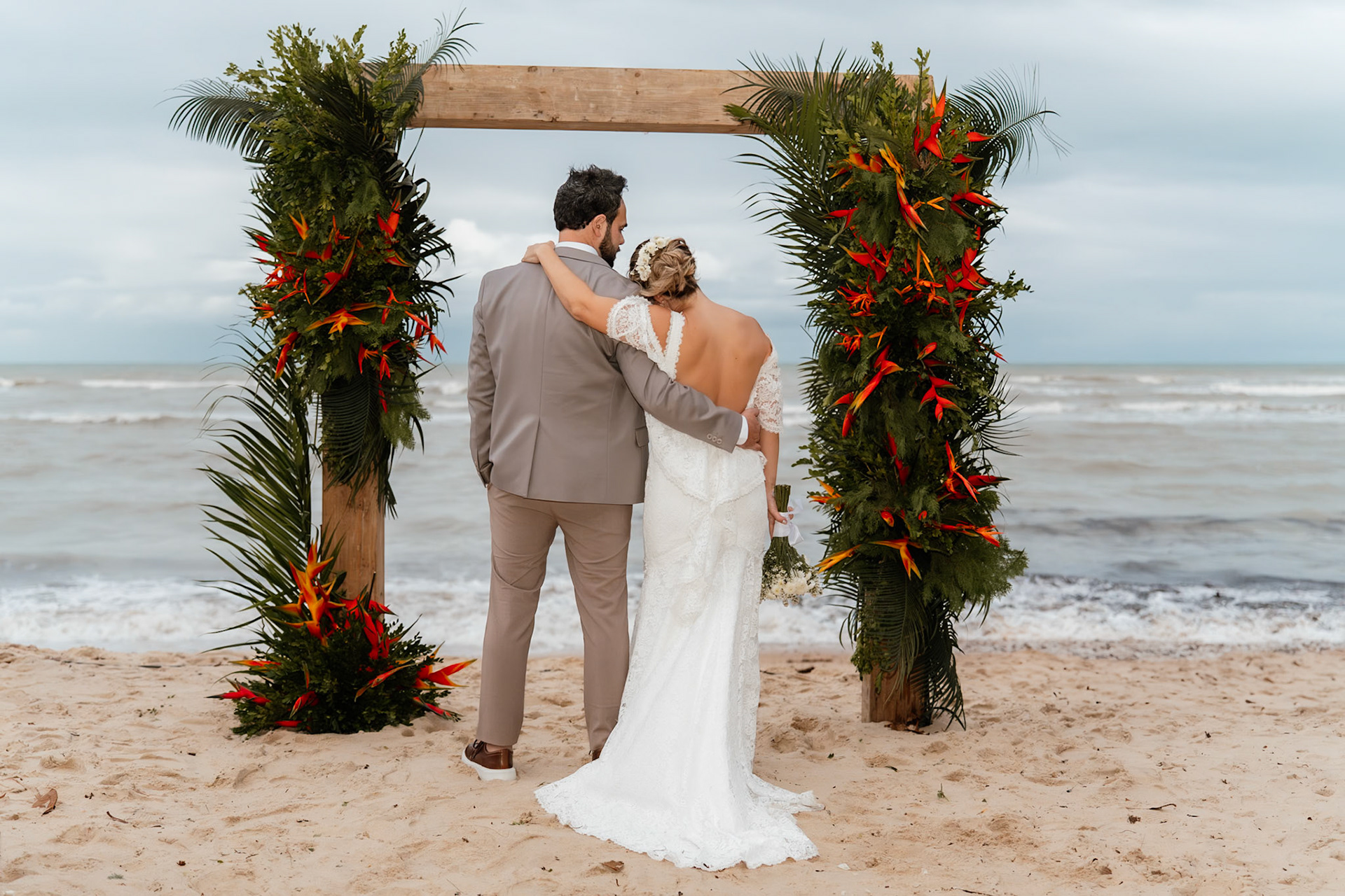 Cerimônia de Casamento na praia em Arraial D' Ajuda Bahia