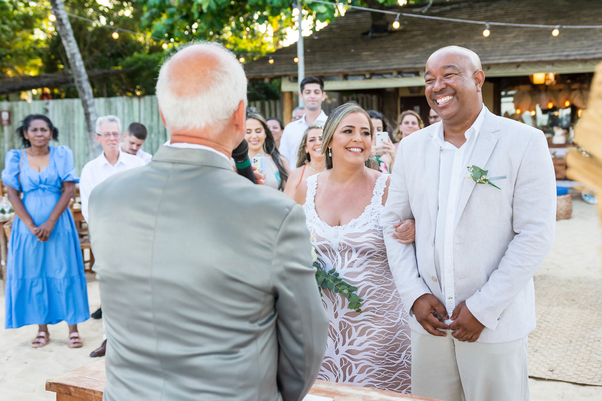 Casar na praia de Taperapuã em Porto Seguro Bahia