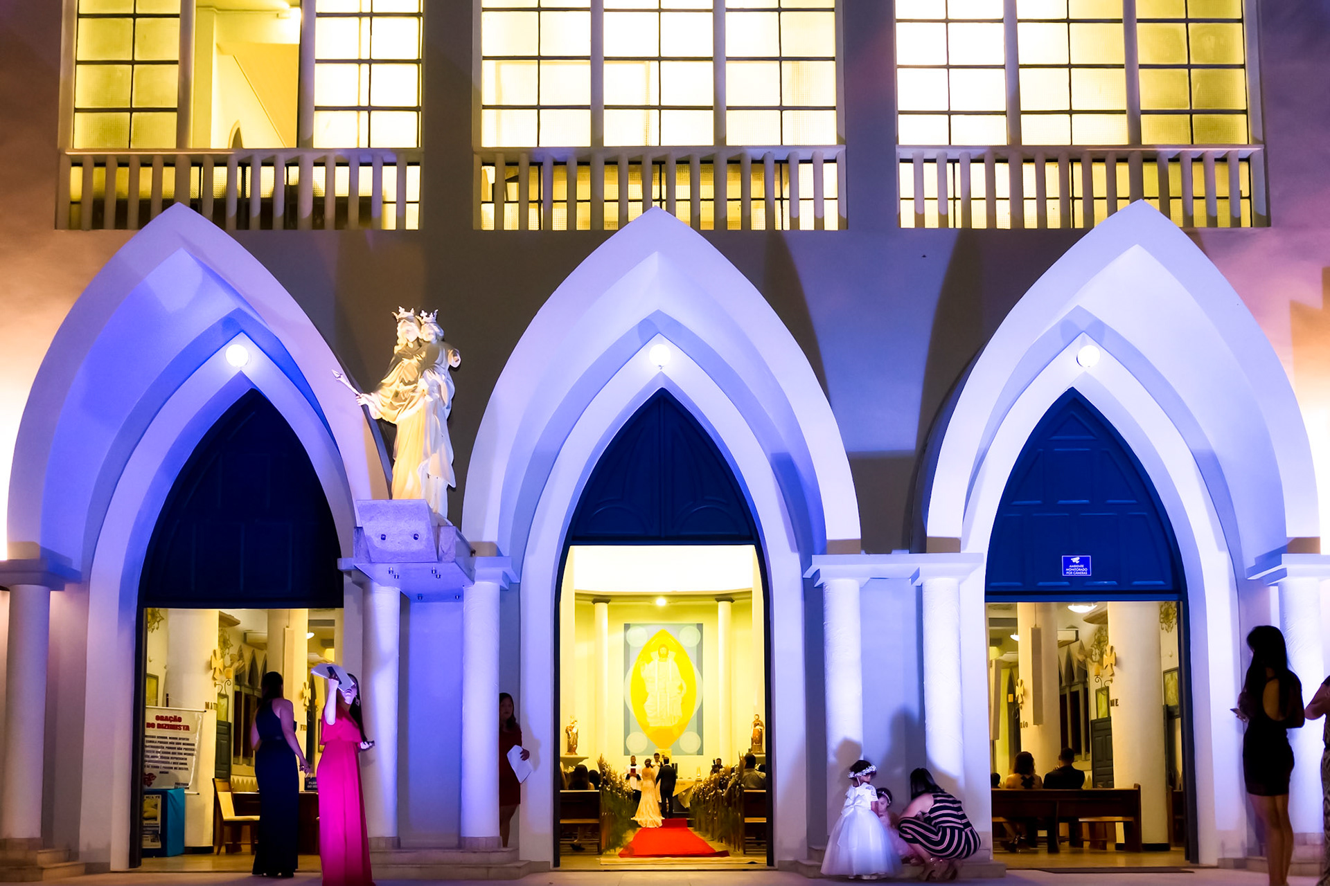 Casamento na igreja católica em Eunápolis
