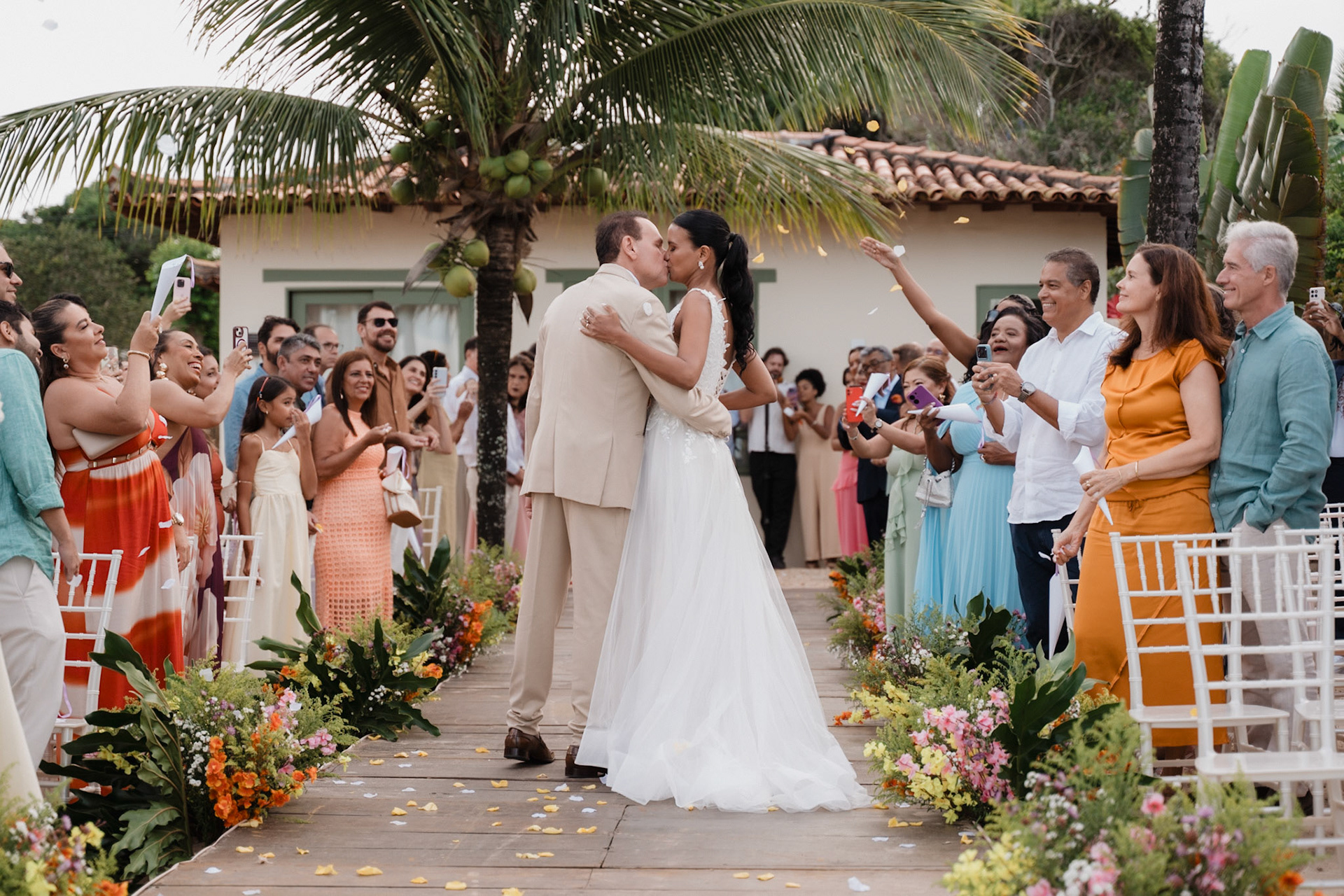 fotografia de casamento na praia em Arraial D'Ajuda