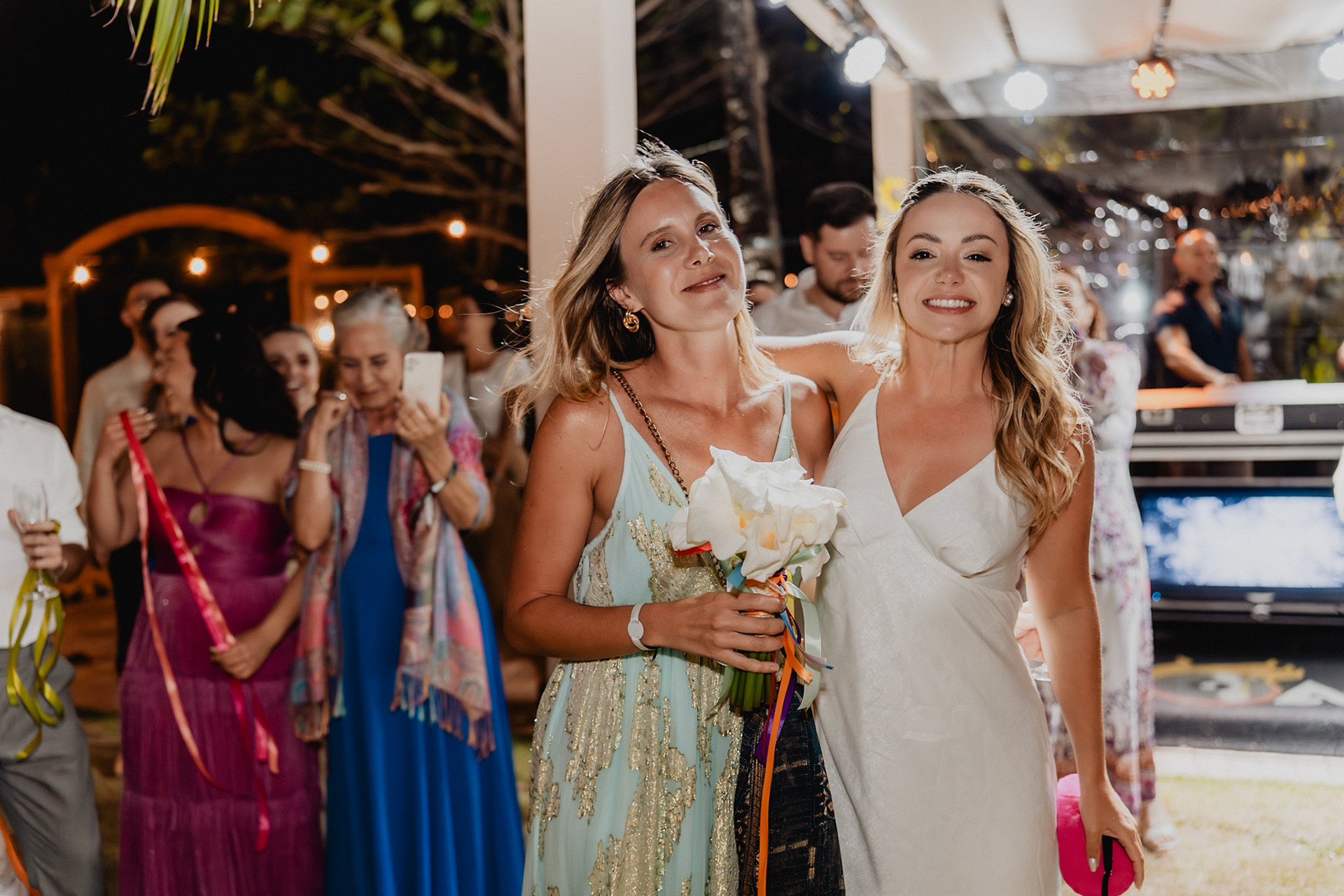 Buquê de fitas no Casamento em Arraial D' Ajuda Bahia