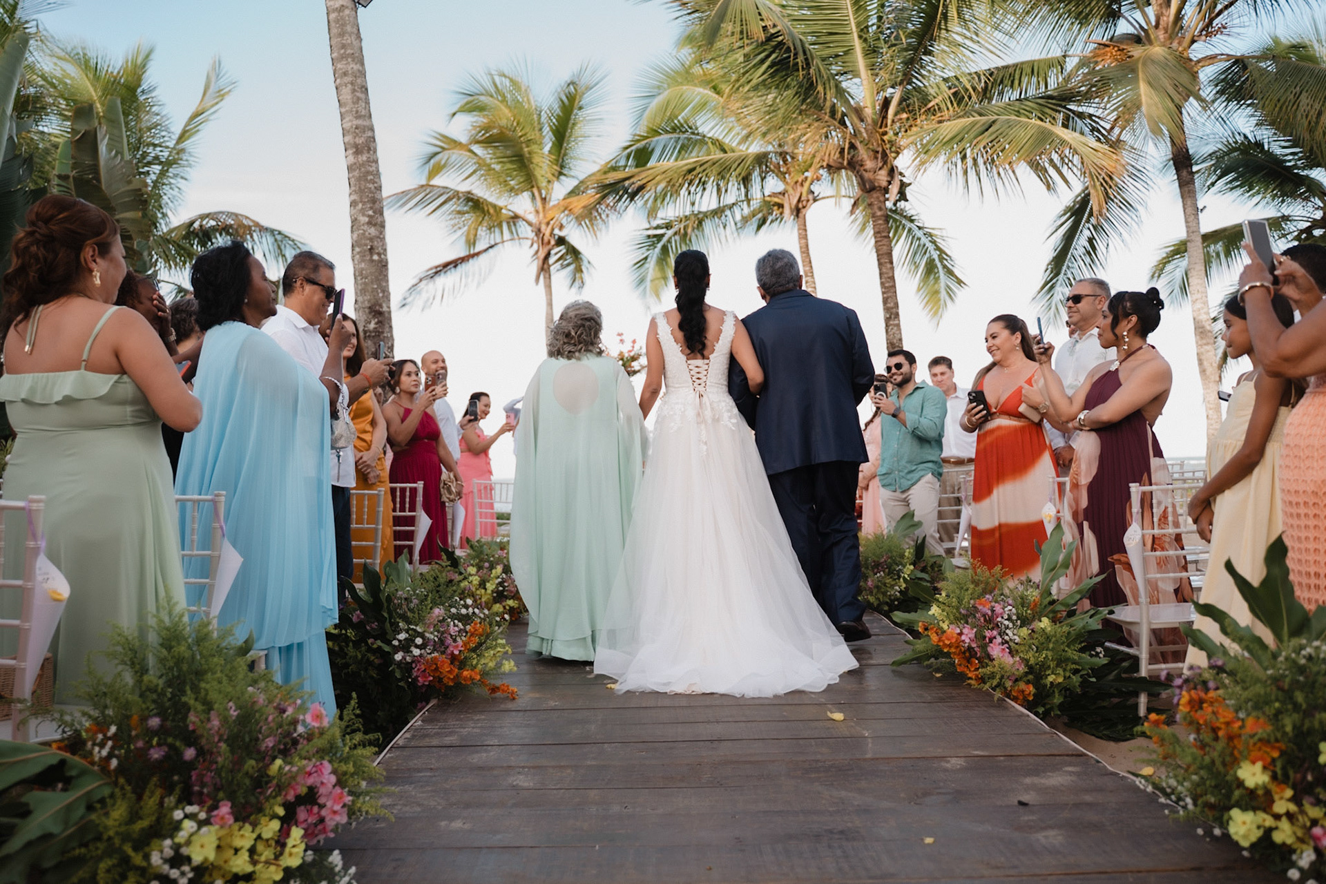 fotografia de casamento na praia em Arraial D'Ajuda