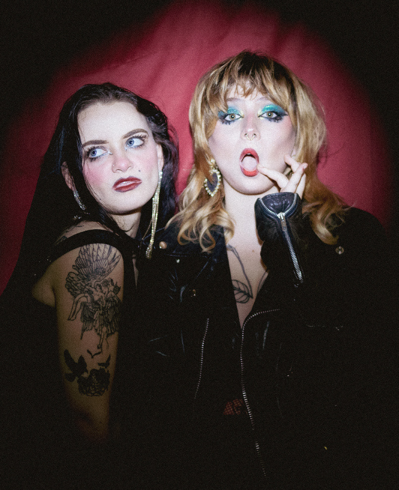Hunter Chaus & Eve