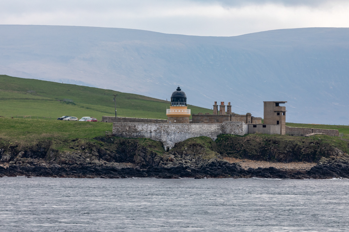 Graemsay Low Lighthouse and Battery, Orkney