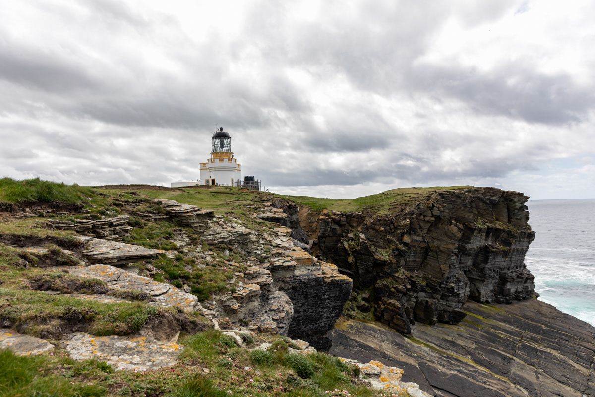 Brough of Birsay Lighthouse (1)