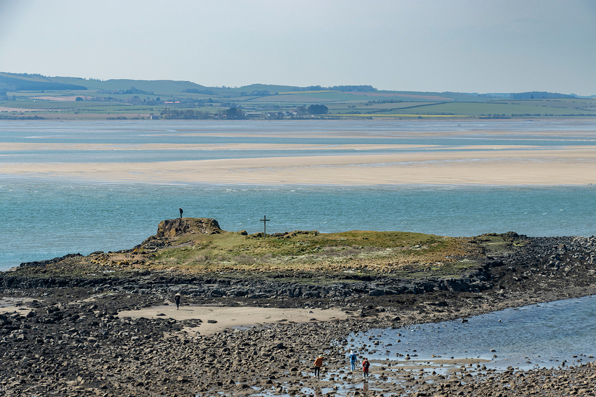From Lindisfarne to the Mainland