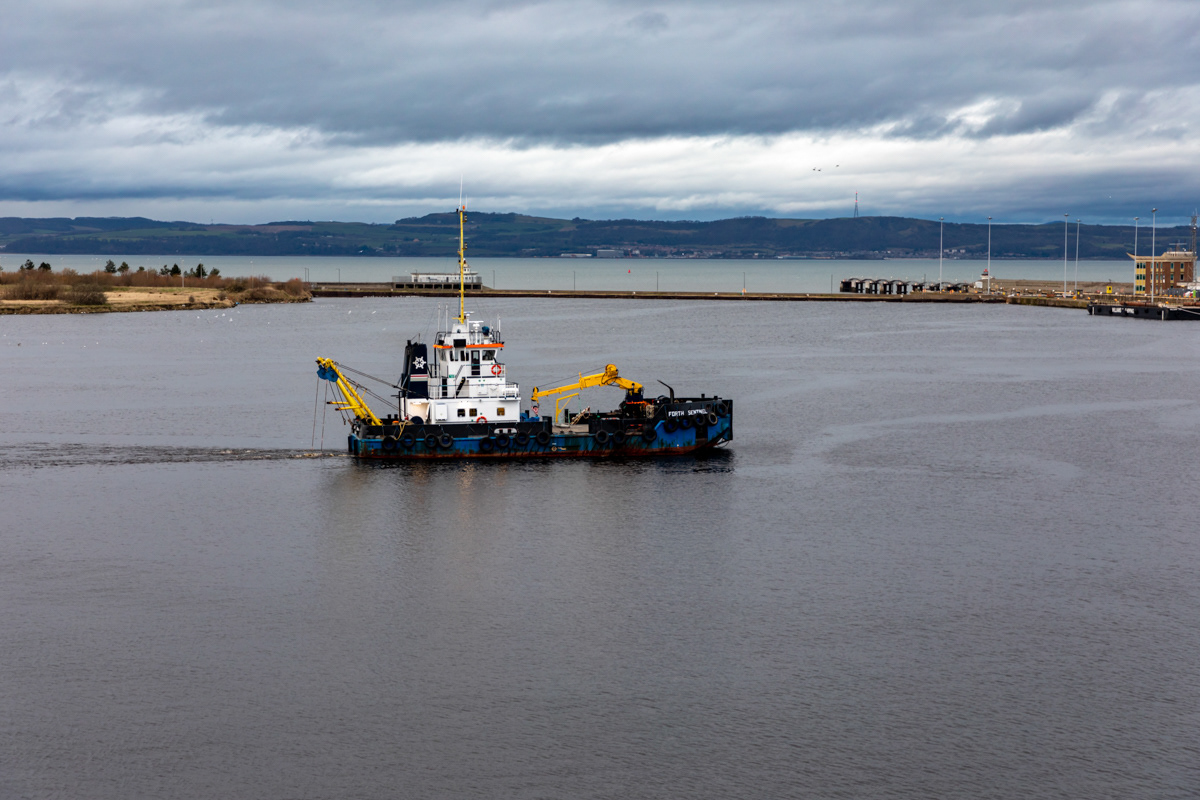Forth Sentinel, Leith Docks