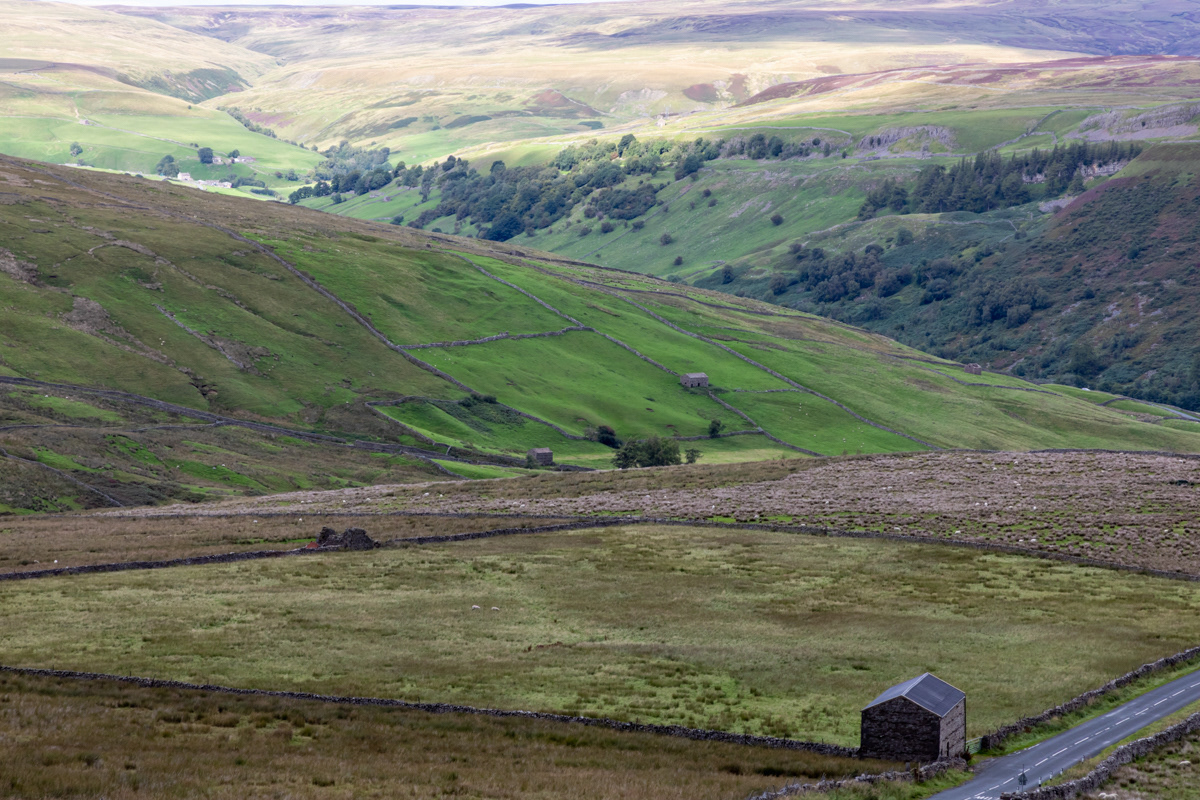 Looking into Swaledale from Buttertubs Pass (2)