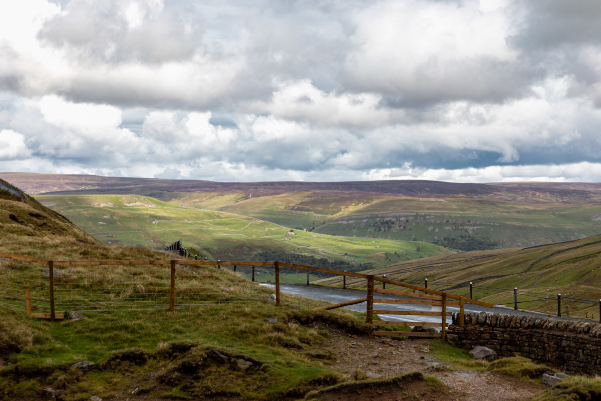 Looking into Swaledale from Buttertubs Pass (1)