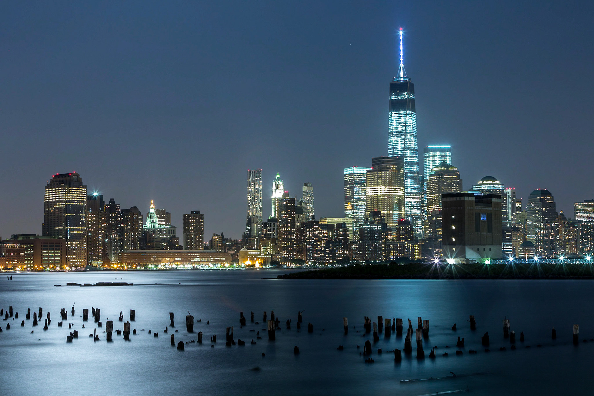 View of the Downtown Manhattan Skyline from the Waterfront Park in Hoboken/Newport-Pavonia