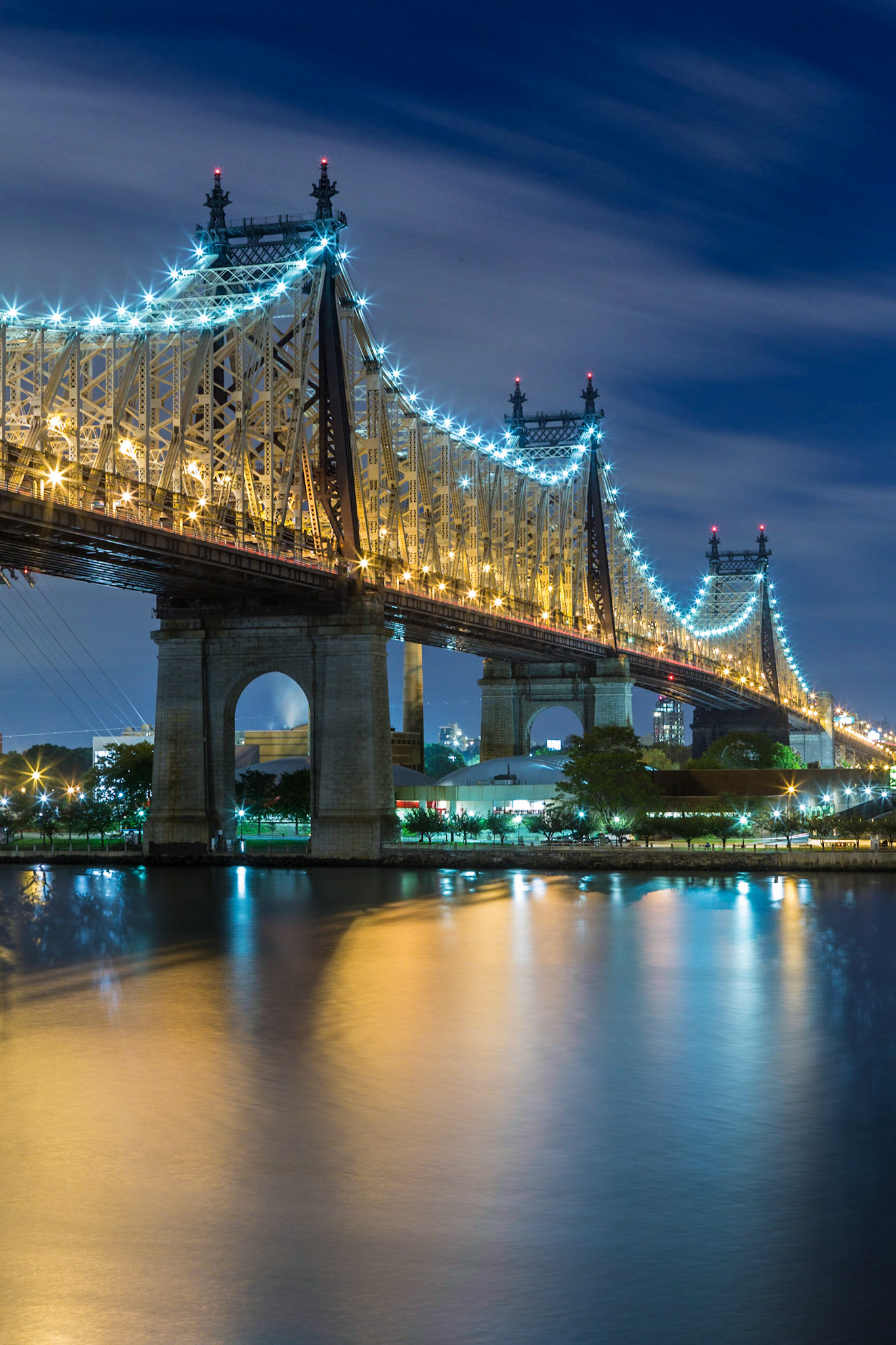 The Queensboro Bridge (59th Street Bridge) at twilight from Manhattan