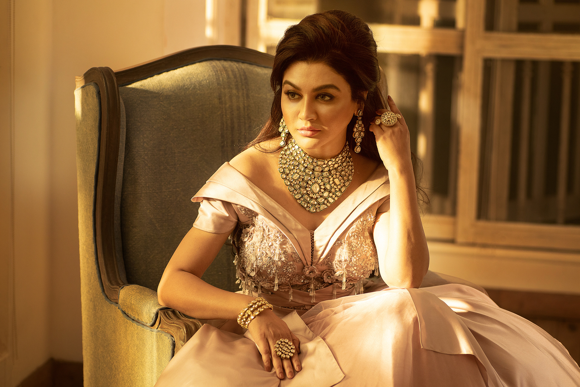 Campaign shoot by saswata raha with jaya Ahsan for Senco Gold Dsignia collection jewellery at Bawali Rajbari Kolkata 