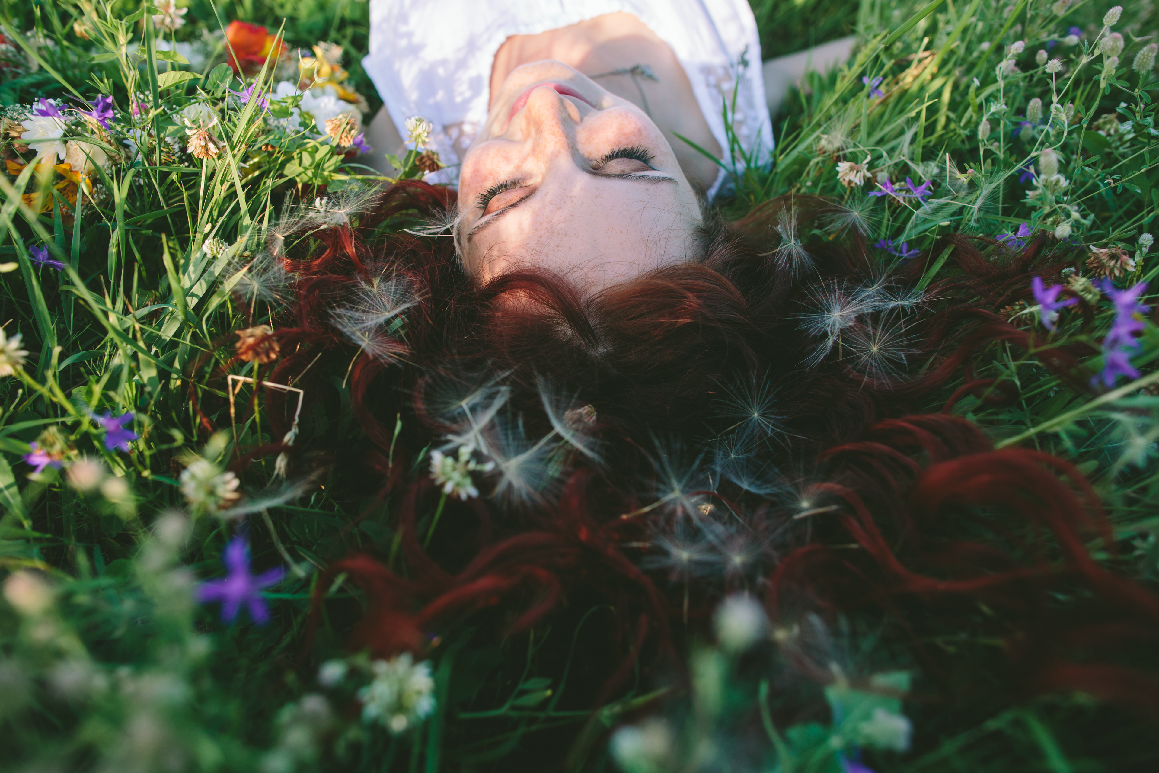 Lying in the now. Wild beauty, slow moments, nature’s breath. By Svetlana Iakusheva