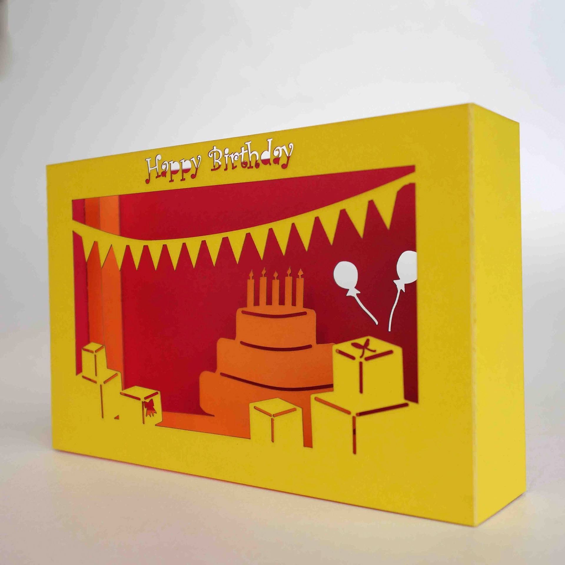 carte d'anniversaire 3D papier découpé