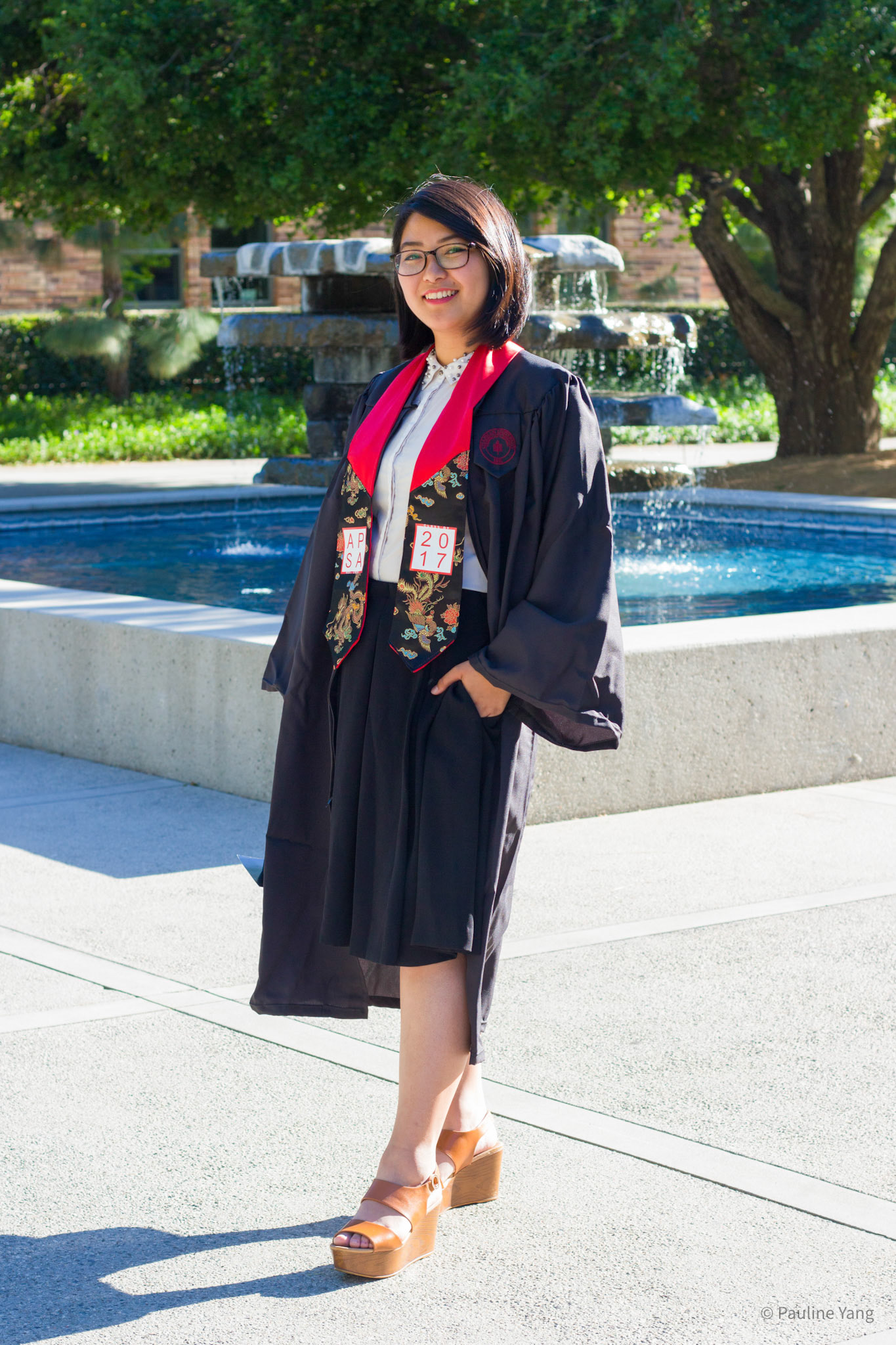 group graduation photoshoot