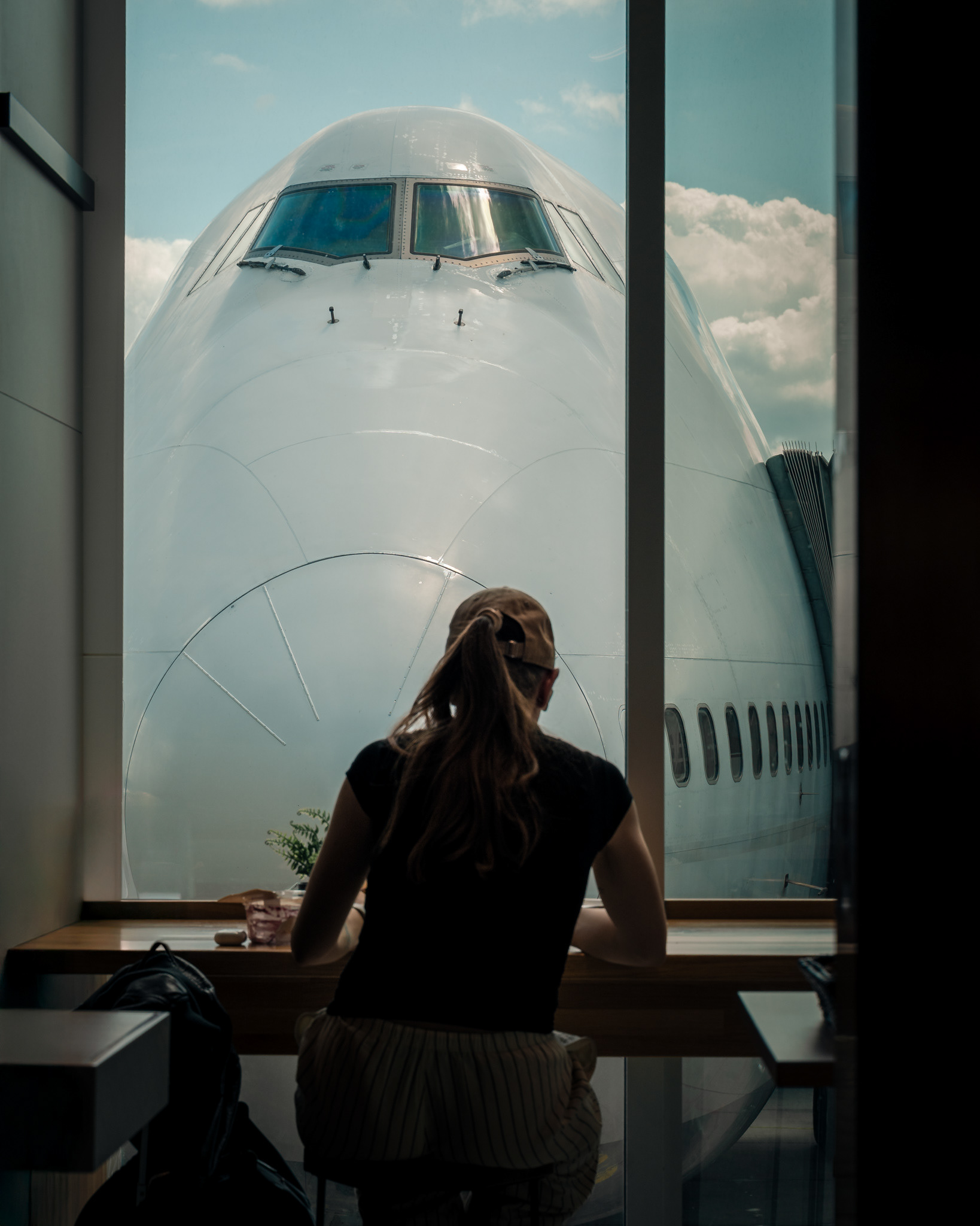 person und jumbo, flughafen frankfurt und münchen 25, tobias störmer travel photography