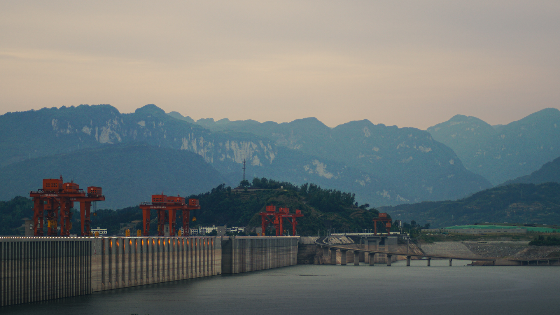 tobias störmer photography, china 19, dreischluchtendamm