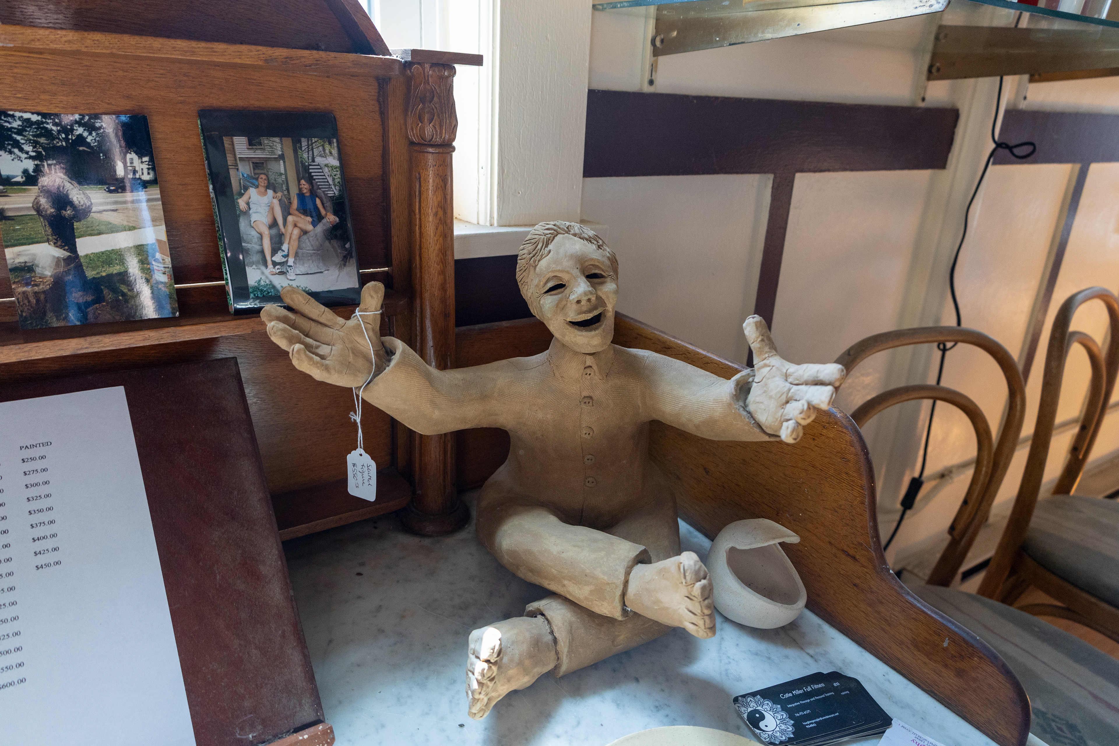 A custom statue made by Kirsten Engstrom