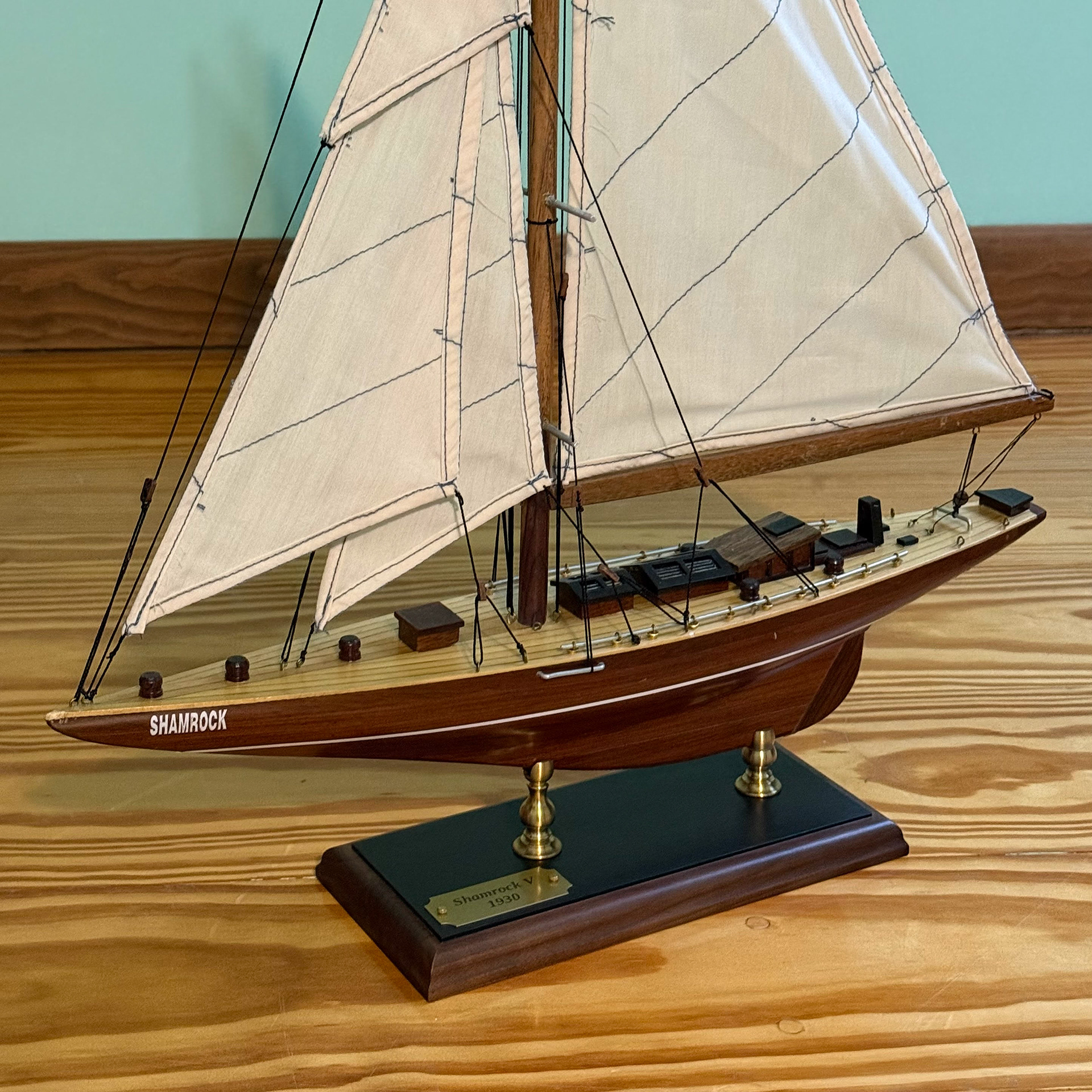 Shamrock V Sailboat Model