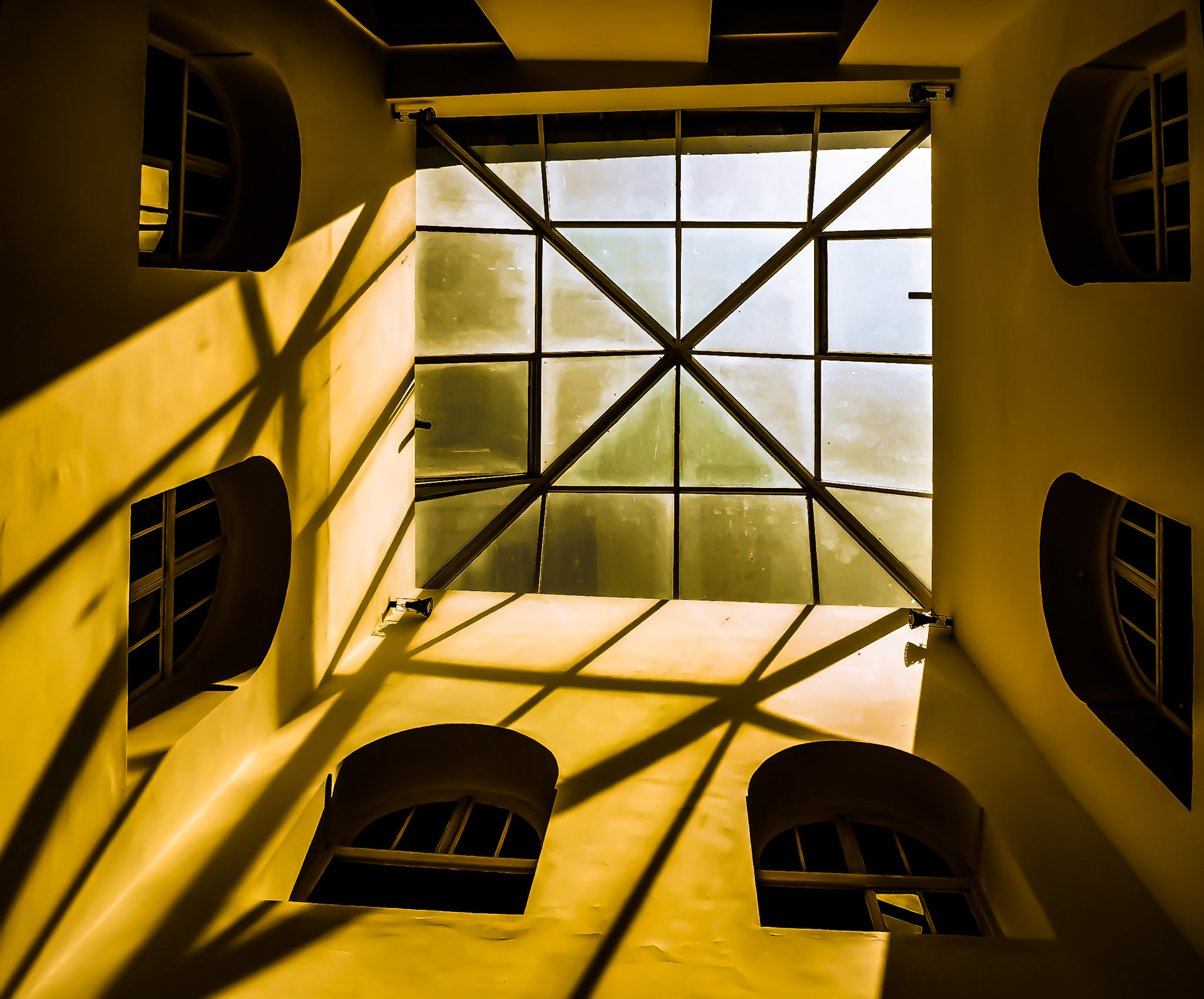 Falling Light (Bardo)