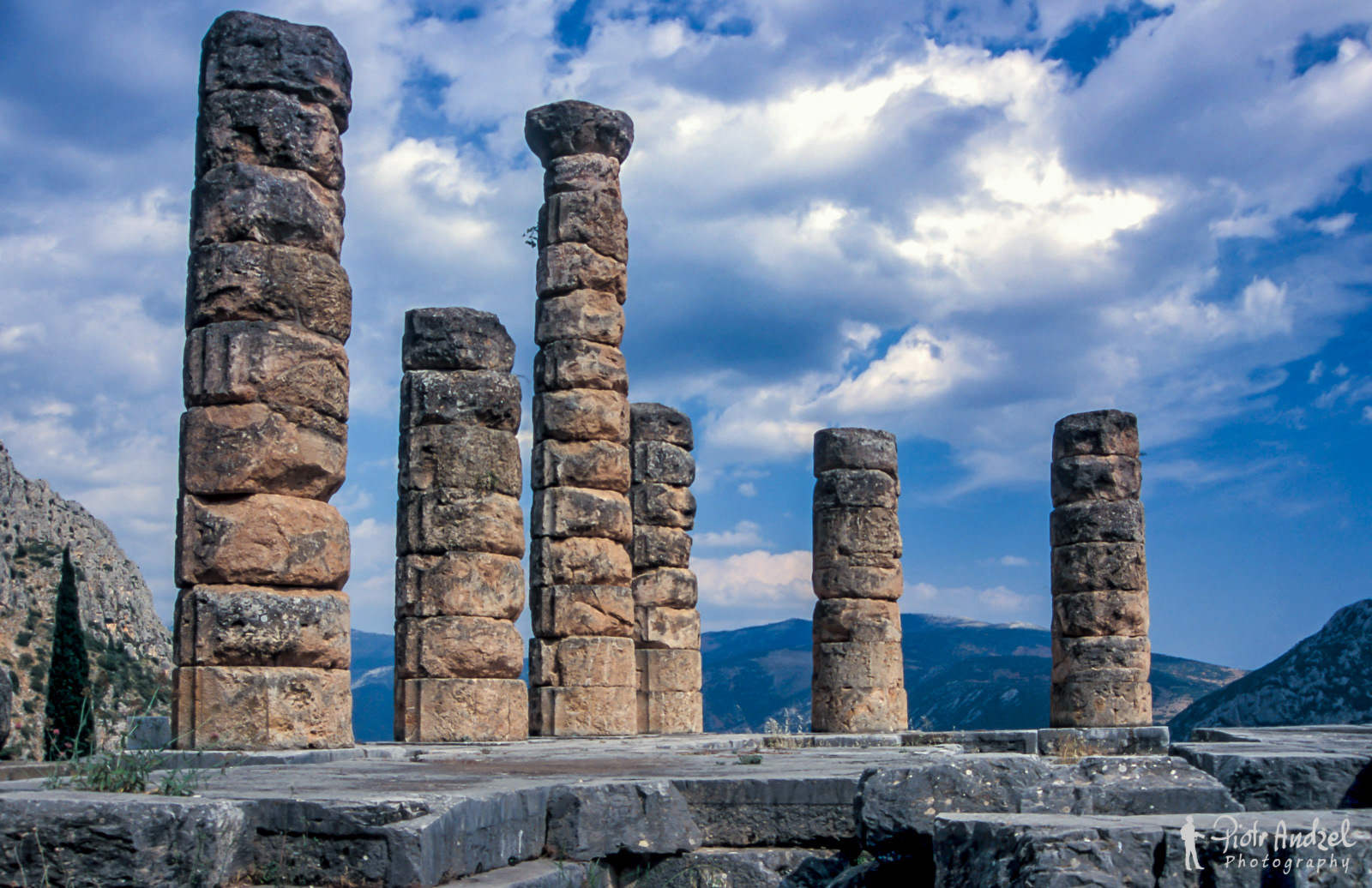 Delphi temple of Apollo