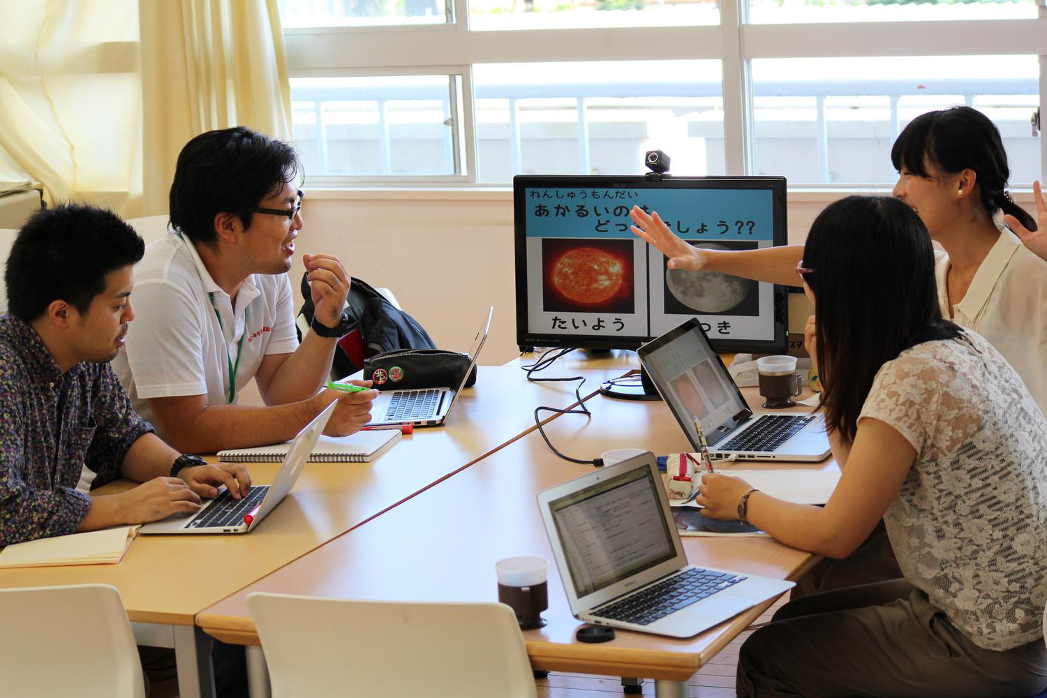 向学館スタッフとの打ち合わせ