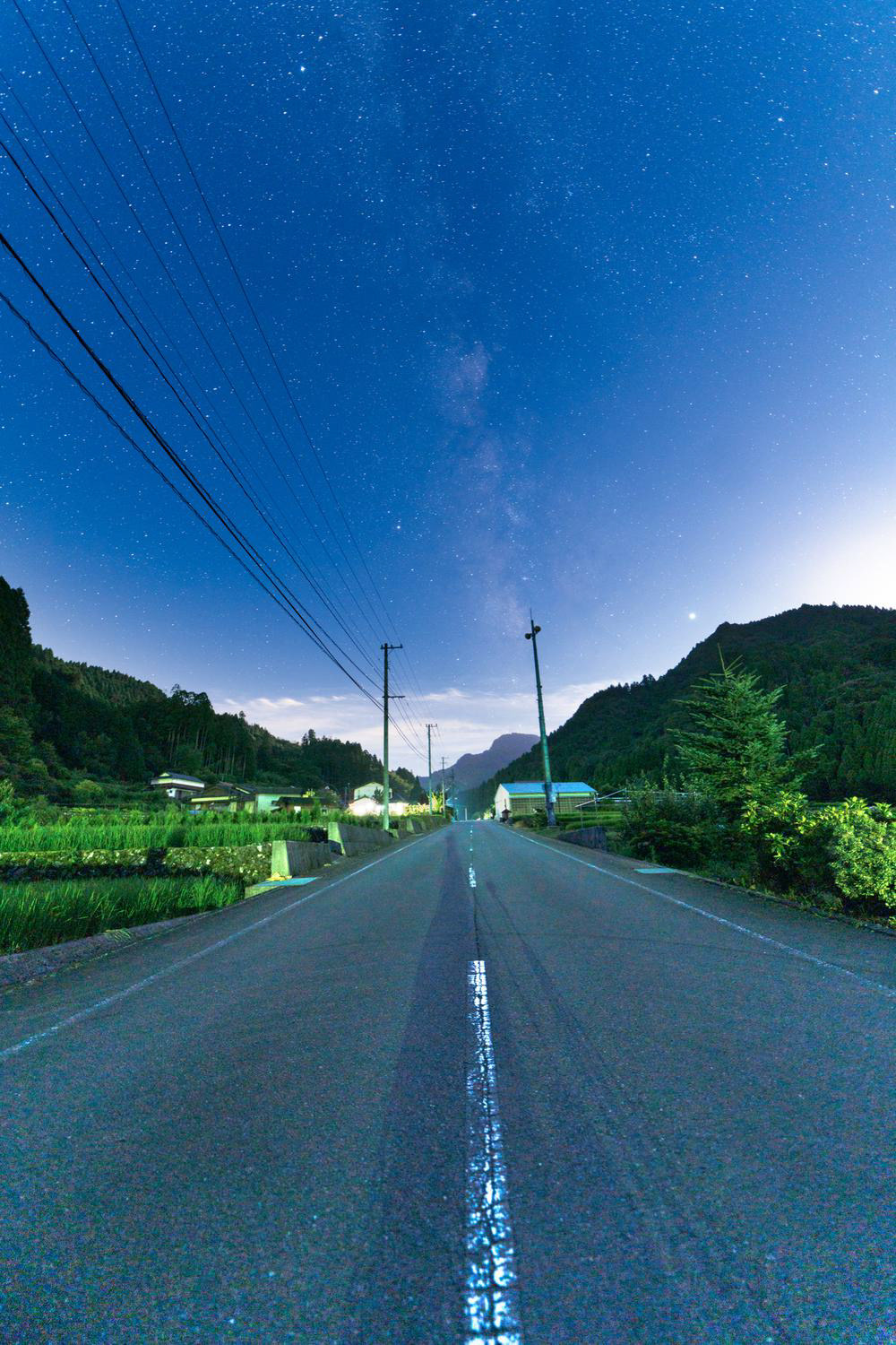 山村留学センター 「星の自然の家」前