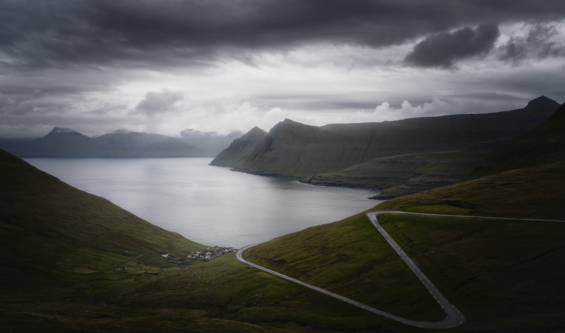 Road to Funningur