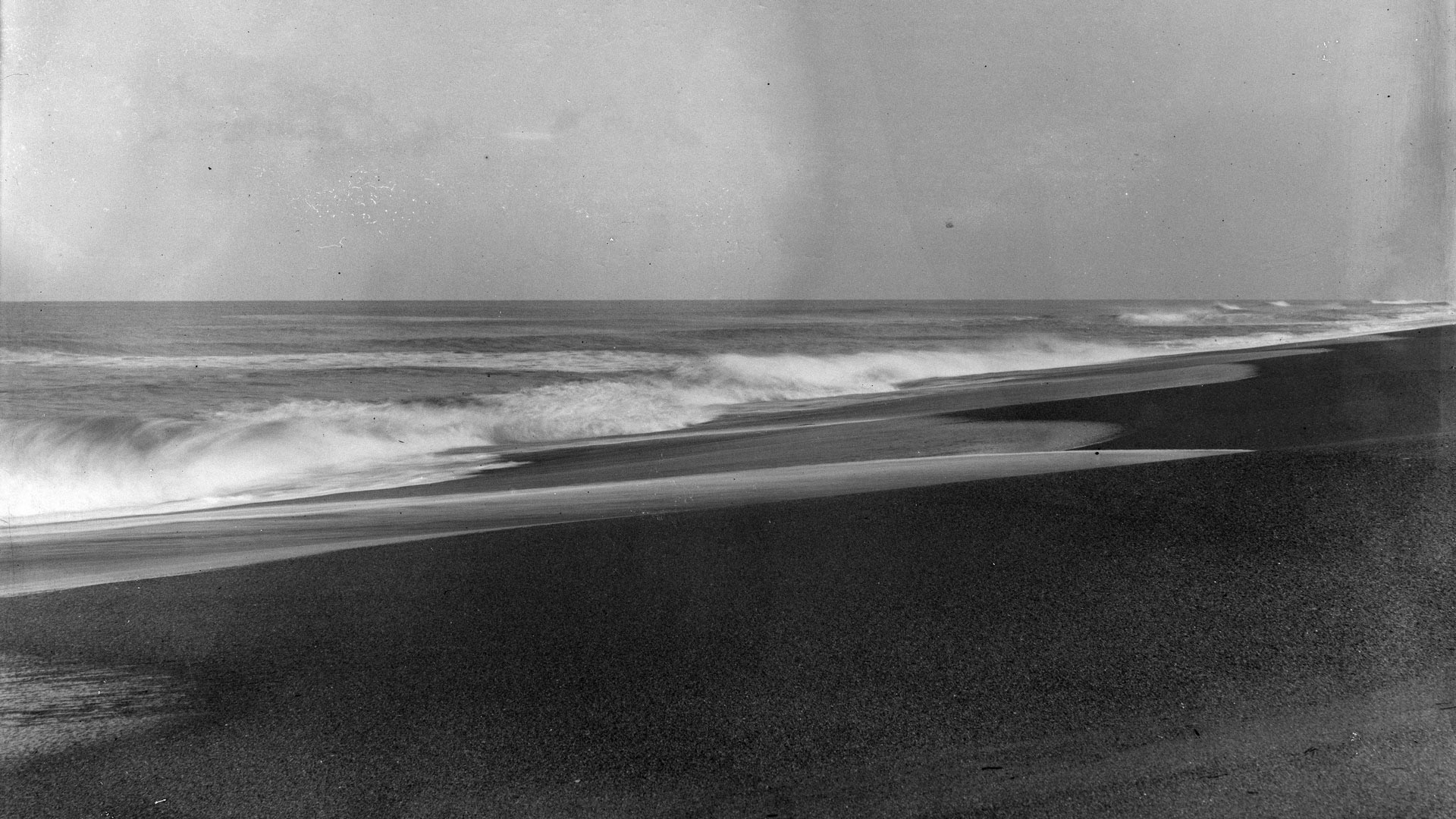 Surf near Wright camp, Kitty Hawk, North Carolina in 1900.