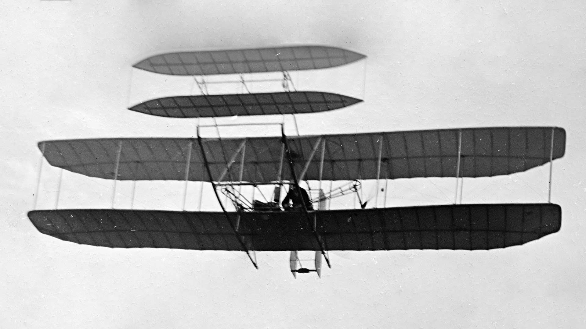 Flight 46, Orville Wright turning to the left, last photographed flight of 1905; Huffman Prairie, Dayton, Ohio, October 4, 1905.