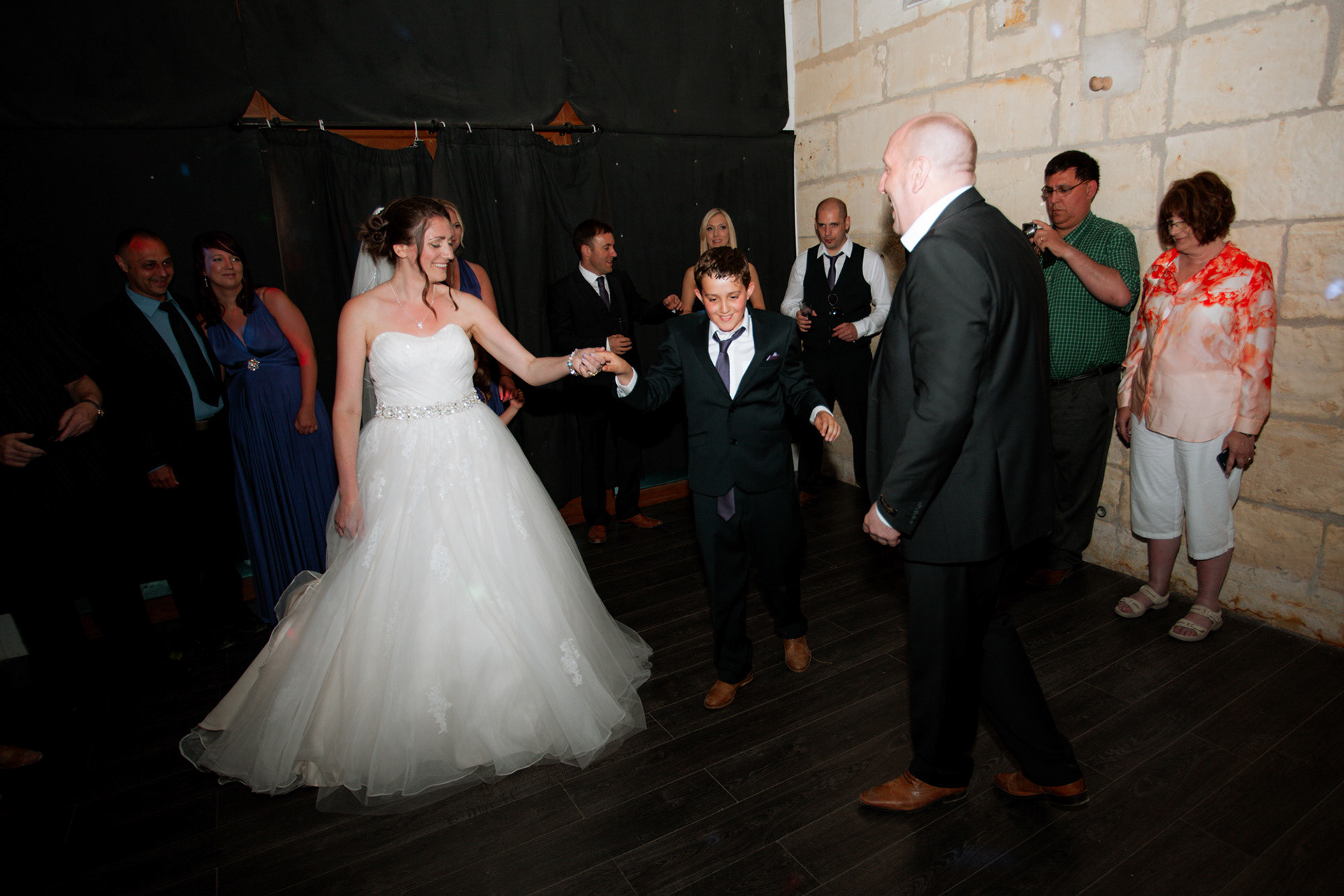The Wedding Editorial // High-Fashion Celebration Curation.
