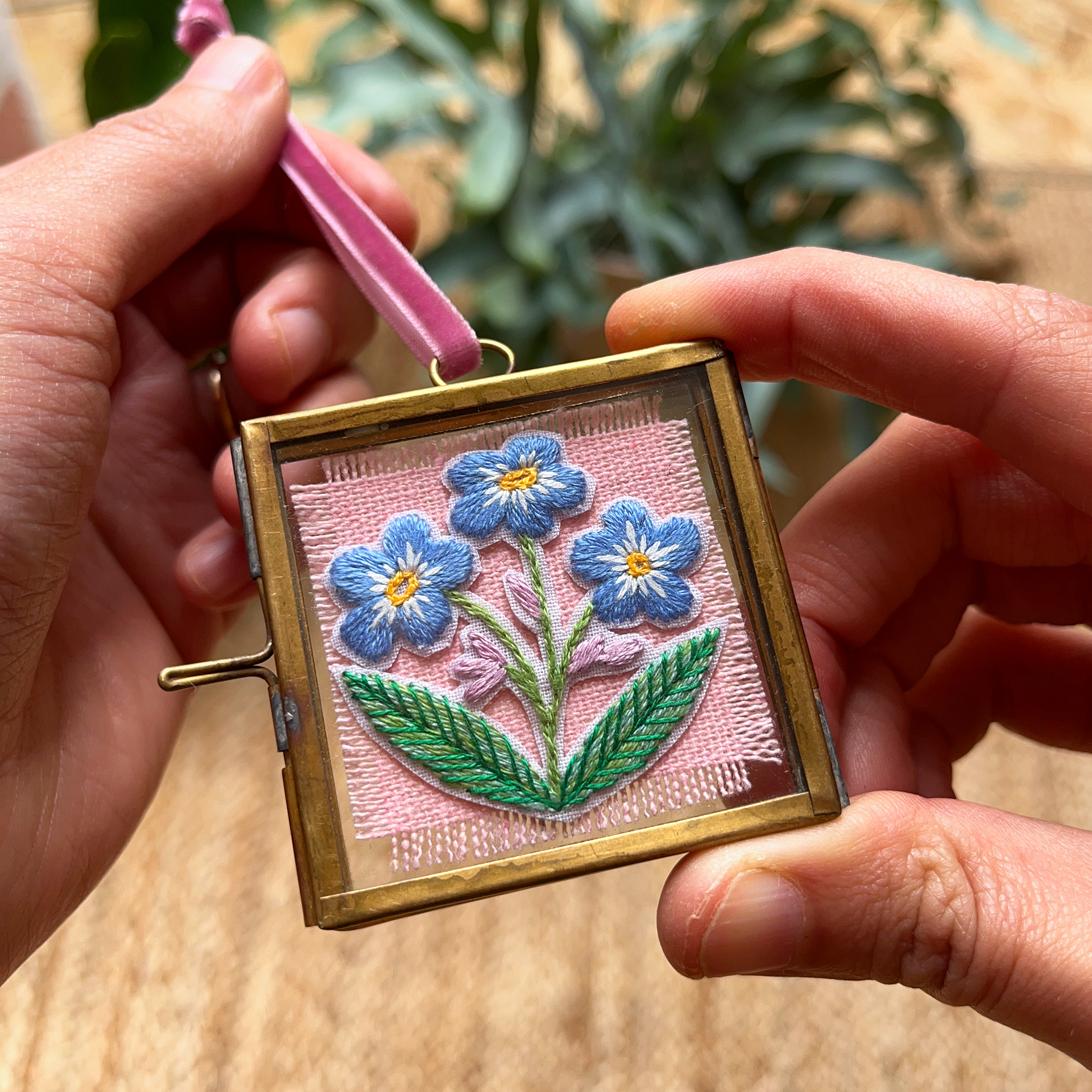 forget me not embroidered keepsake