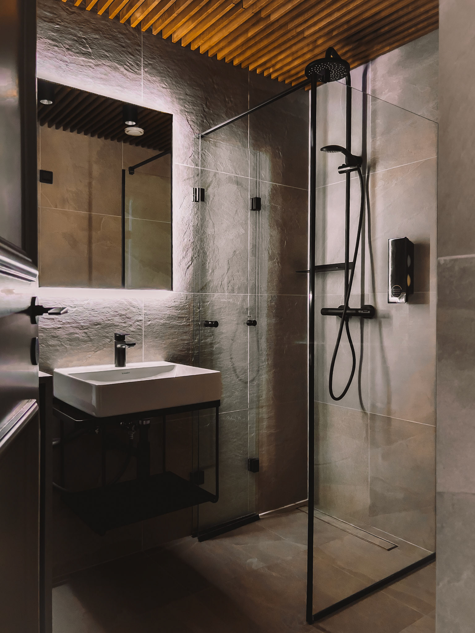 Moderne Bad-Architektur / N48 Boutique Hotel Tallinn