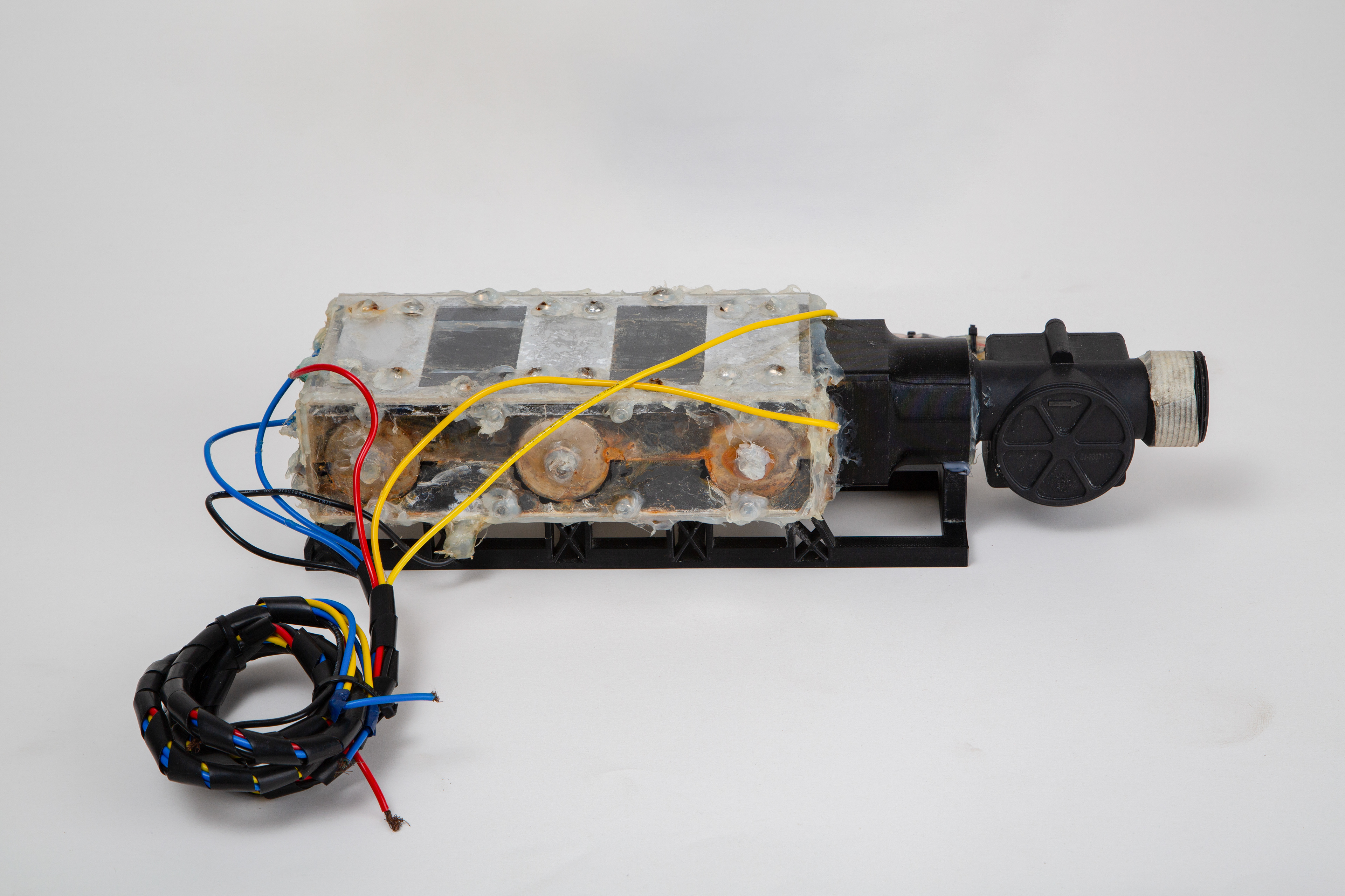 Magnetohydrodynamic Thruster designed and built by Subhaan Akhtar