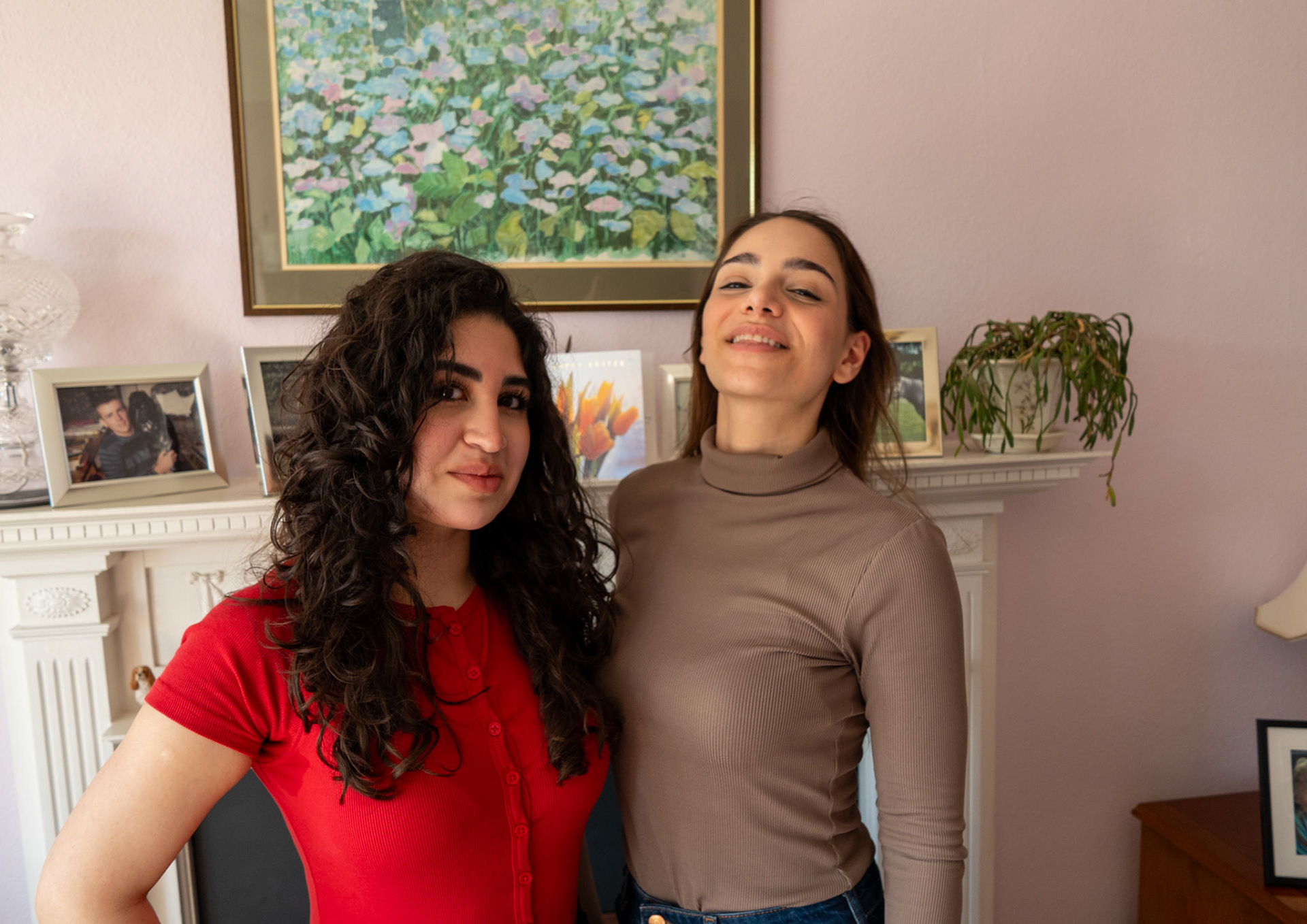 Aynaz & Kimia the Vet