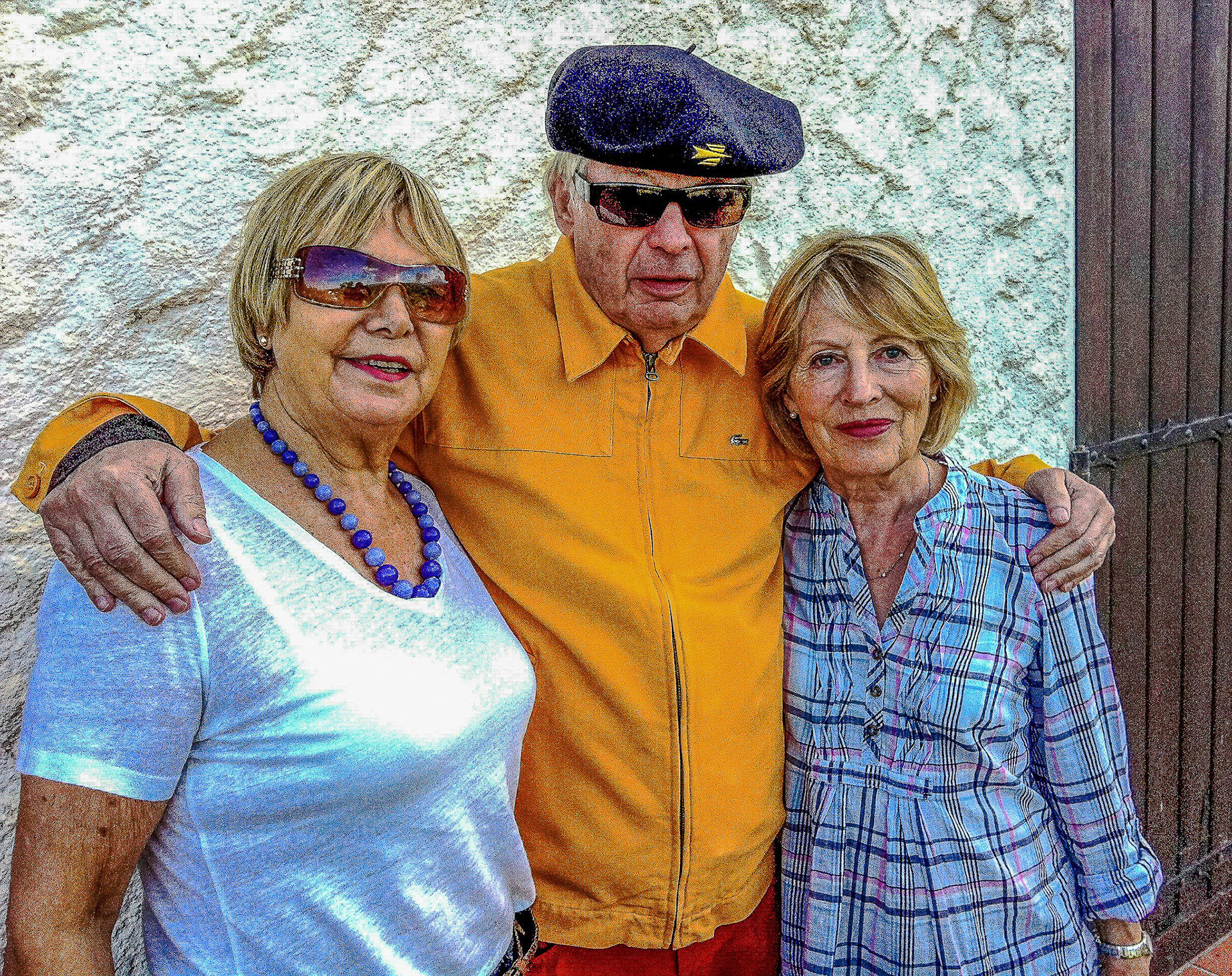 Hew, Beverley, Margaret at the Villa d'Alzine