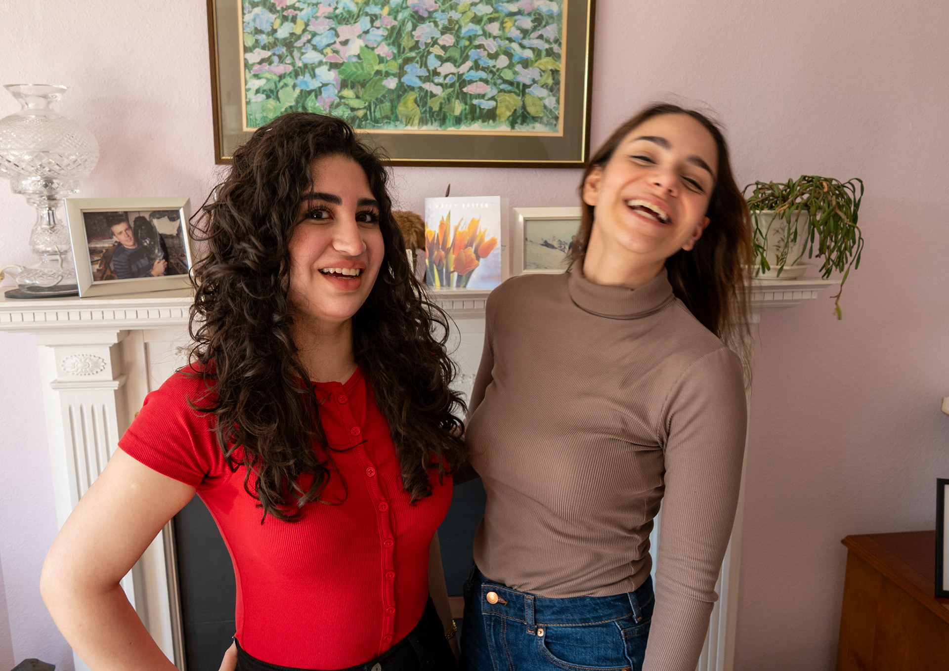 Aynaz & Kimia the Vet