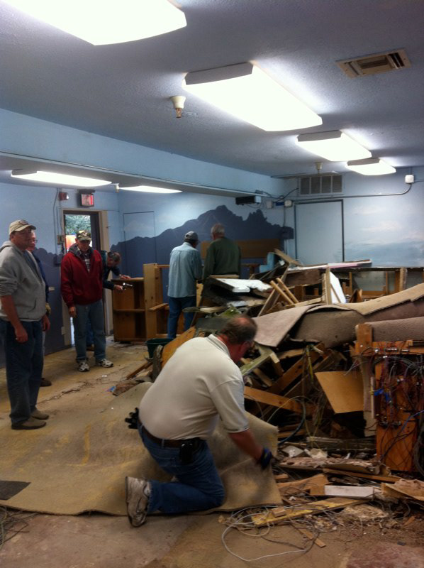 Lots of P&P guys showed up for the cleanup.