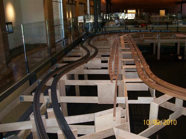 One of three trains running on the outer loop.