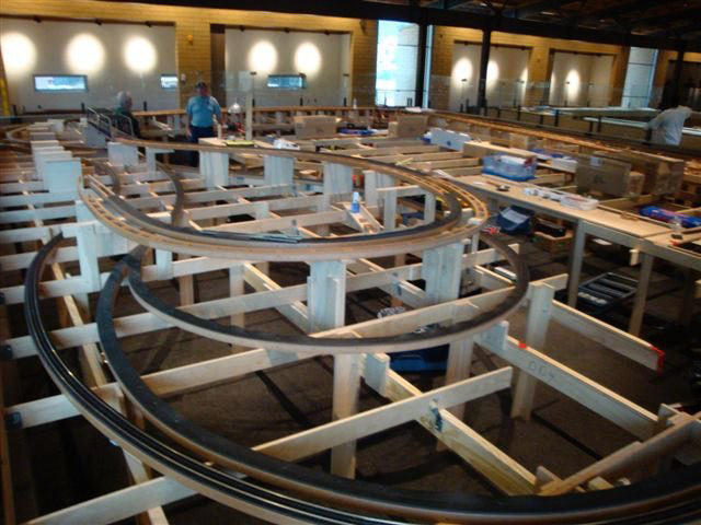 A reversing siding is added to the lower level.