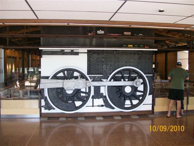 Custom art work sure looks like the real thing.