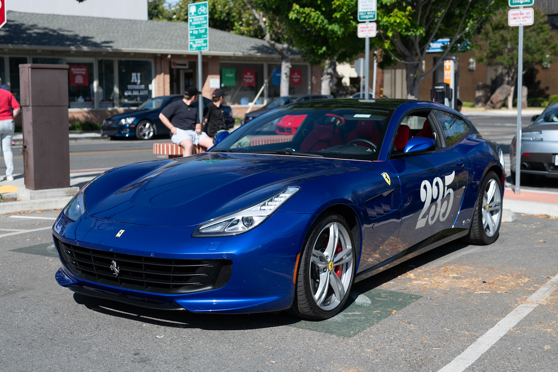 Ferrari GTC4Lusso