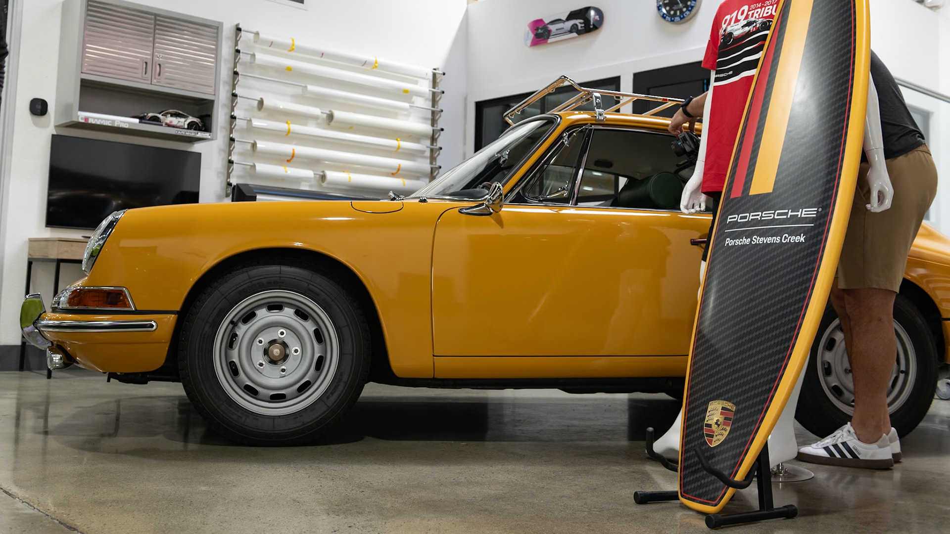 Porsche 911 in Bahama Yellow @joeybau59