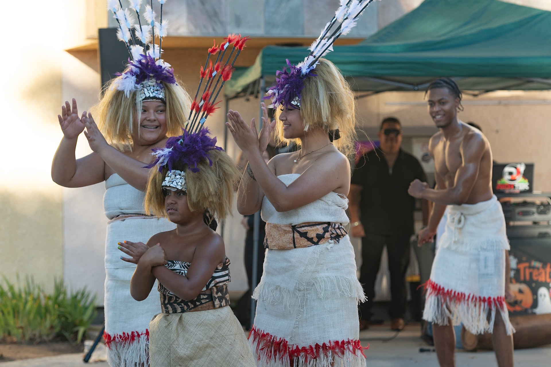 Samoan dancers