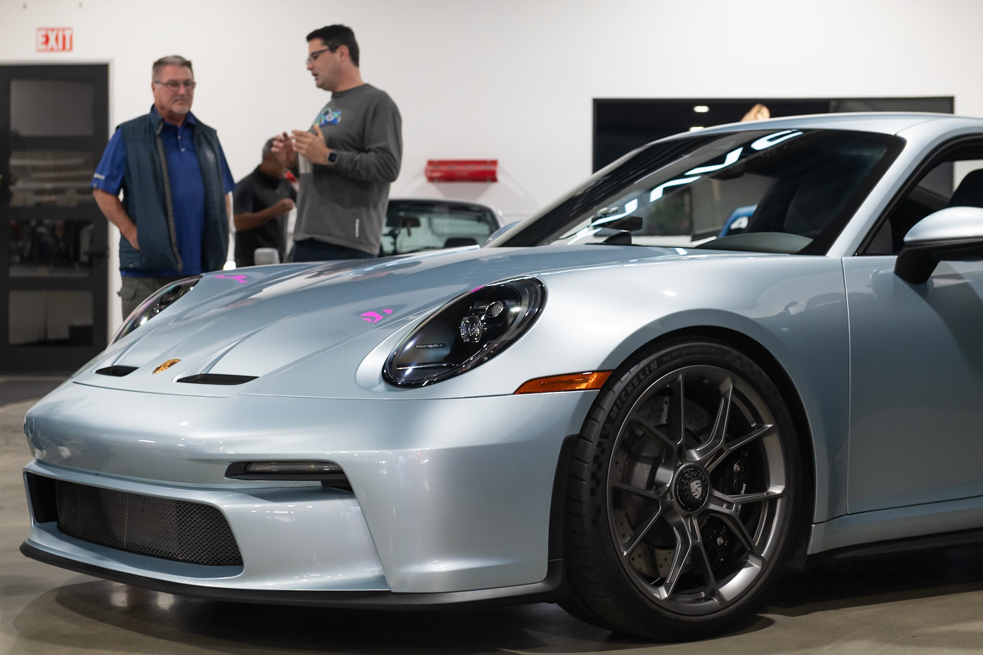 Porsche 911 GT3 in Azzuro Tethys
