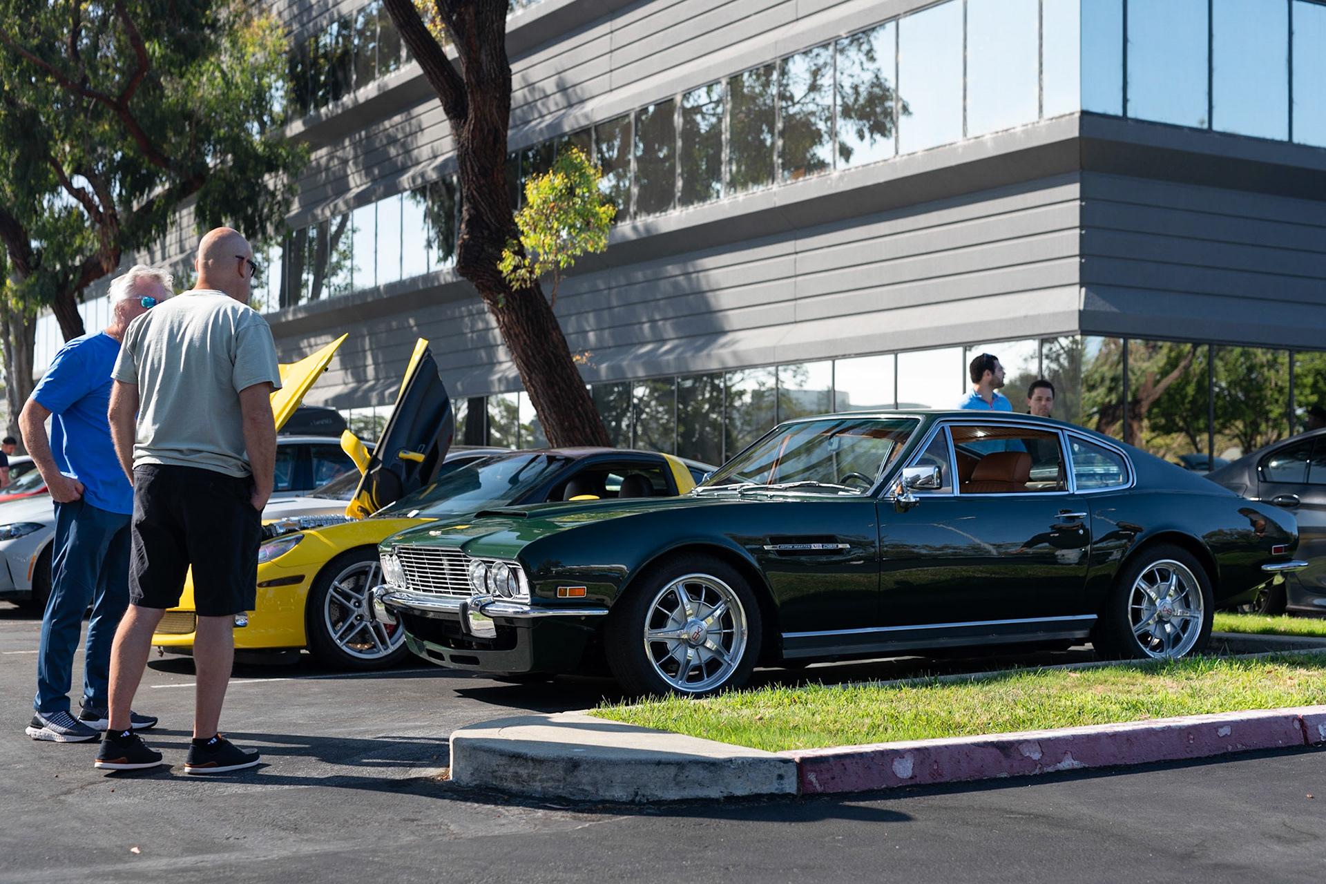 Aston-Martin V8 DBS