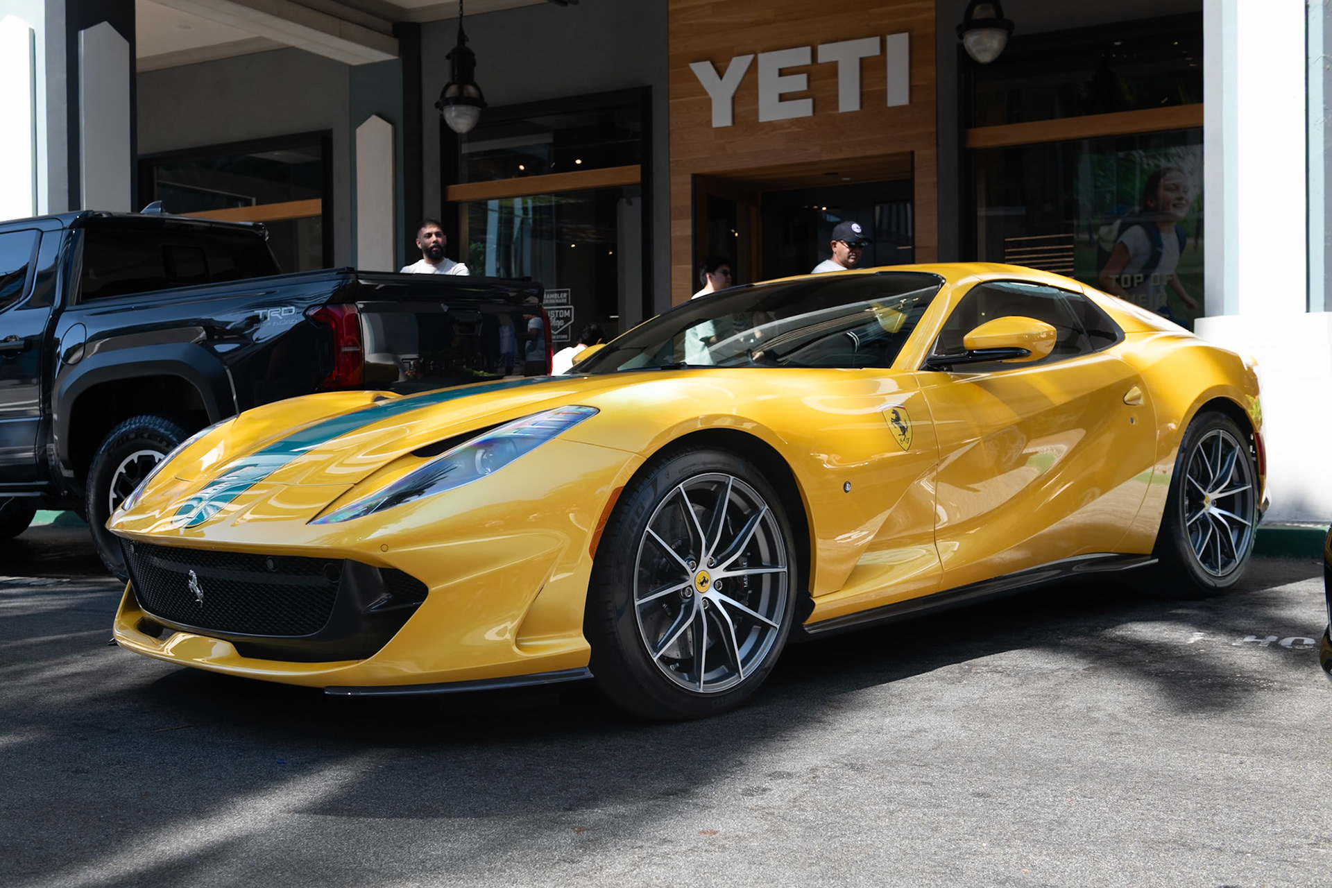 Ferrari 812