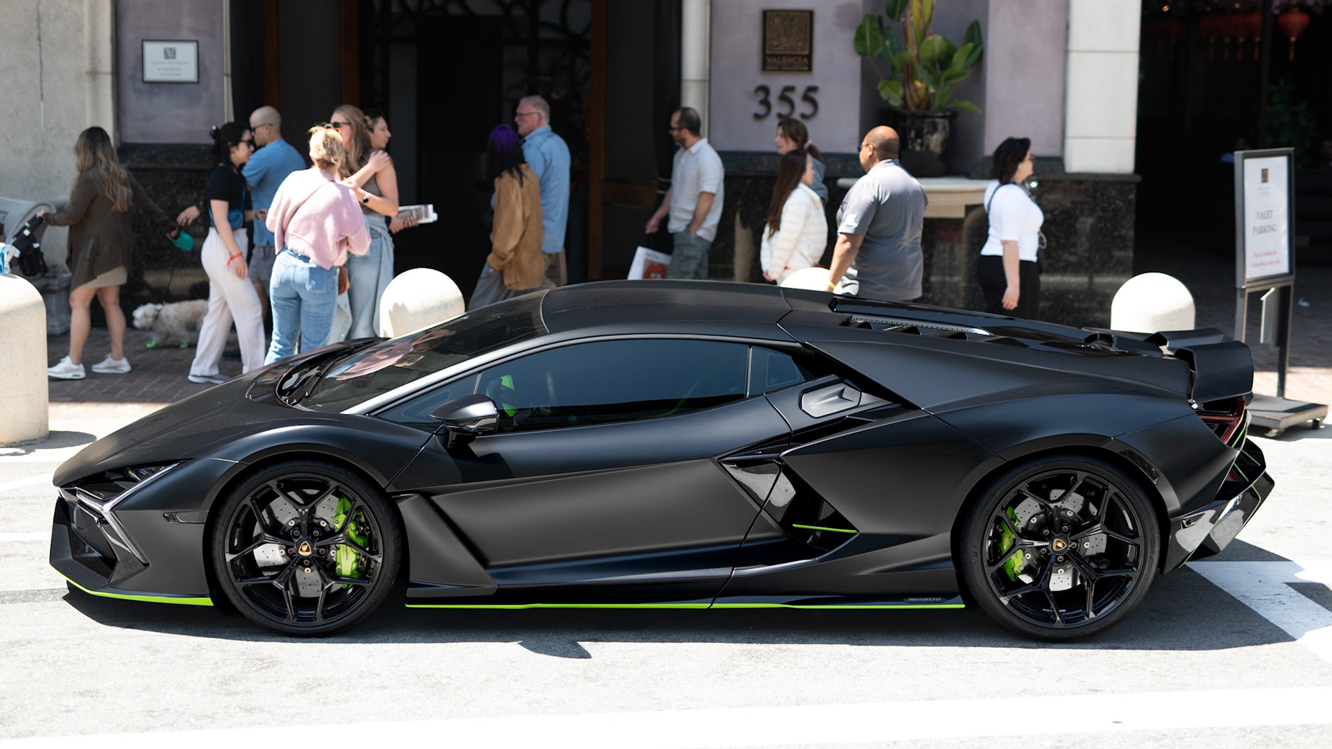 Lamborghini Revuelto