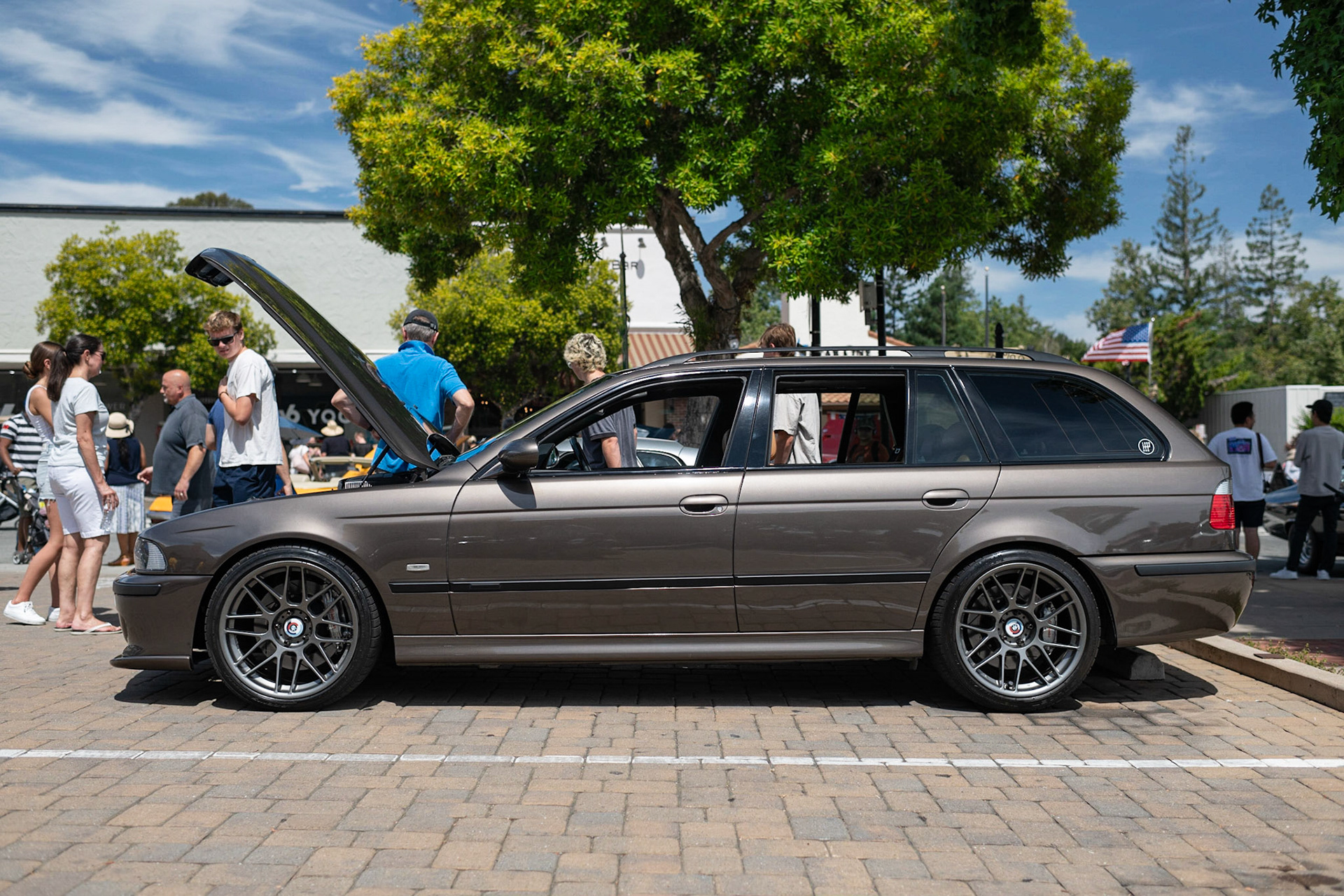 BMW 528i Wagon with LS swap